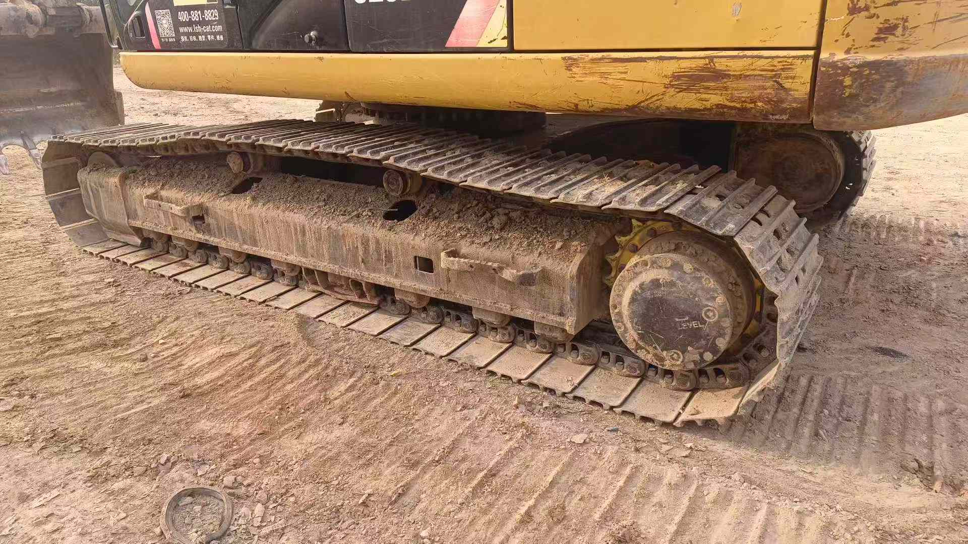 Buy Caterpillar 323 Used Excavator / 4 Used Caterpillar 323 Excavator 2017 Model / 4