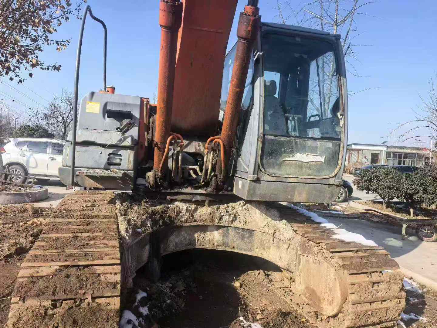 Buy Hitachi ZX240-3 Used Excavator / 8 Used Hitachi ZX240-3 Excavator 2010 Model / 8