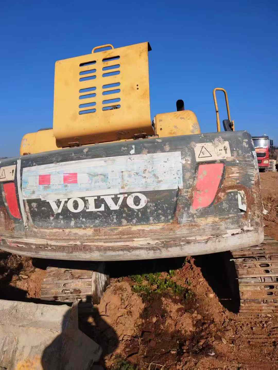 Buy Volvo EC210B Used Excavator / 3 Used Volvo EC210B Excavator 2016 Model / 3