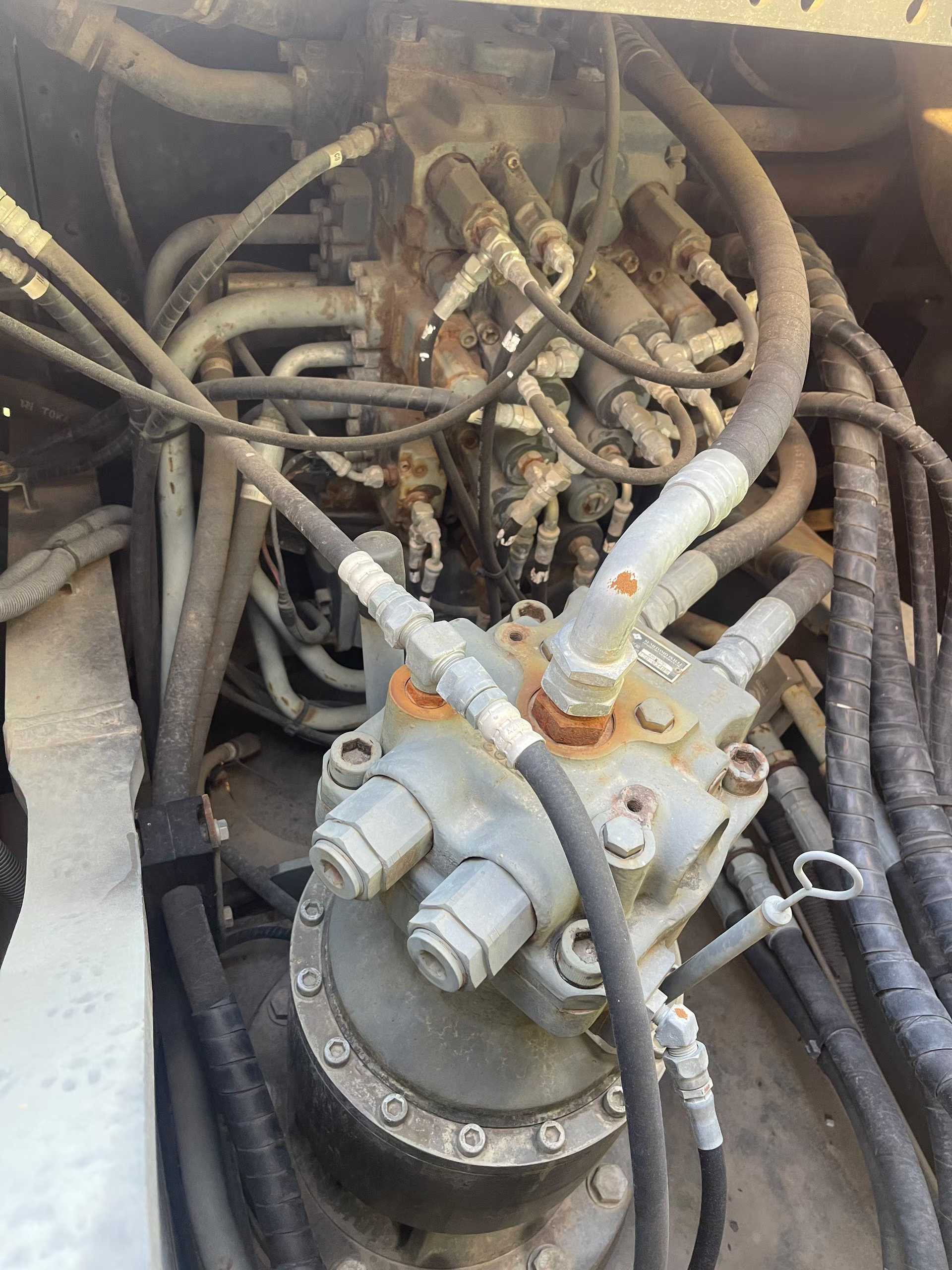 Buy Sumitomo SH200 Used Excavator / 5 Used Sumitomo SH200 Excavator 2013 Model / 5