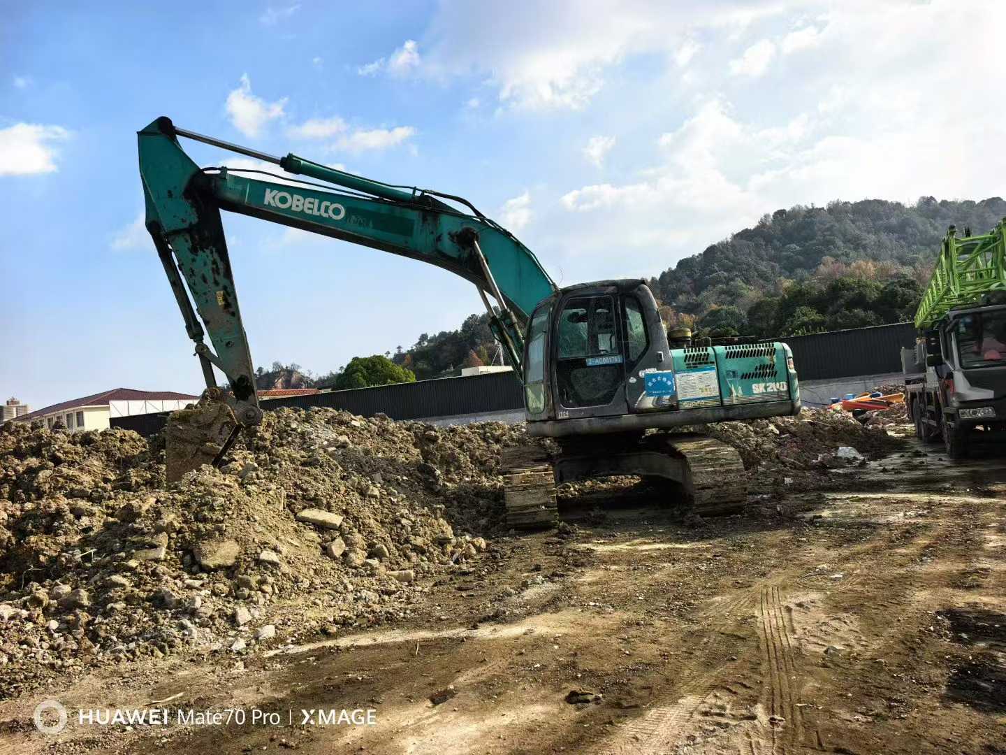 Buy Kobelco SK200-8 Used Excavator / 8 Used Kobelco SK200-8 Excavator 2016 Model / 8