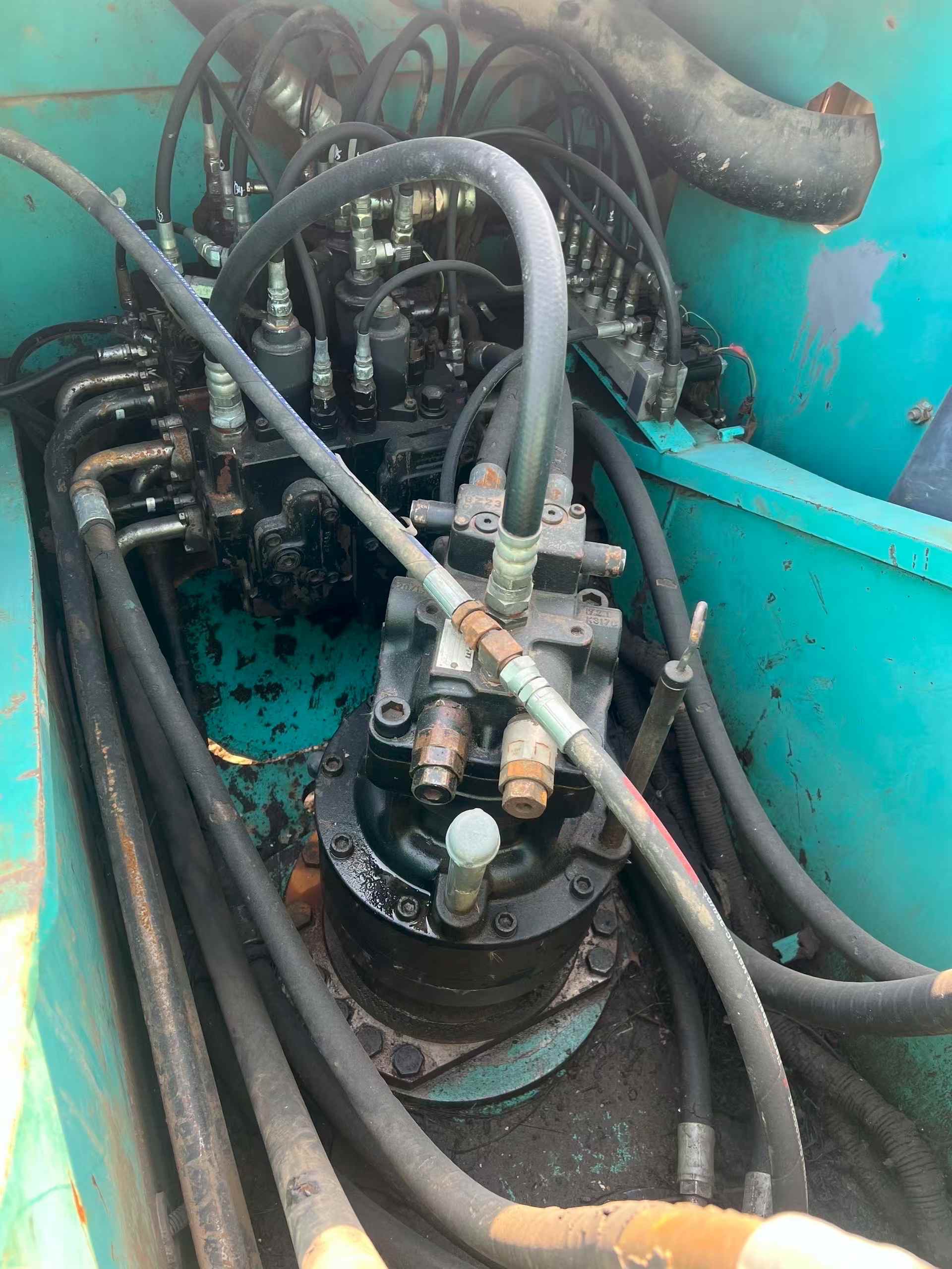 Buy Kobelco SK200 Used Excavator / 3 Used Kobelco SK200 Excavator 2016 Model / 3