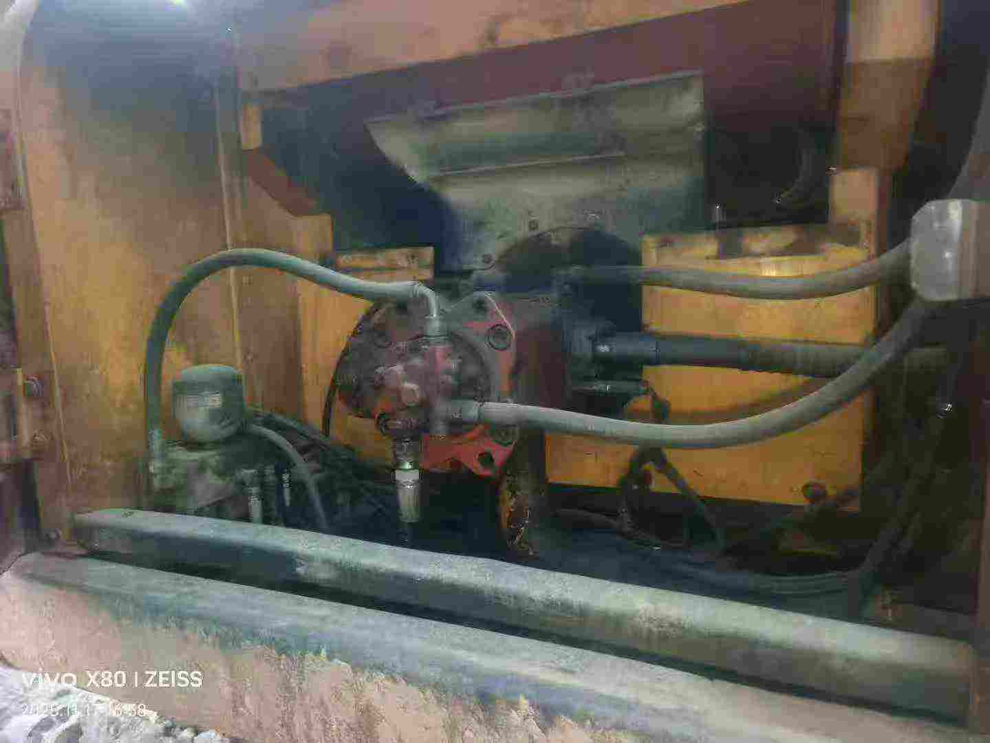 Buy Hyundai R305LC-9T Used Excavator / 5 Used Hyundai R305LC-9T Excavator 2016 Model / 5