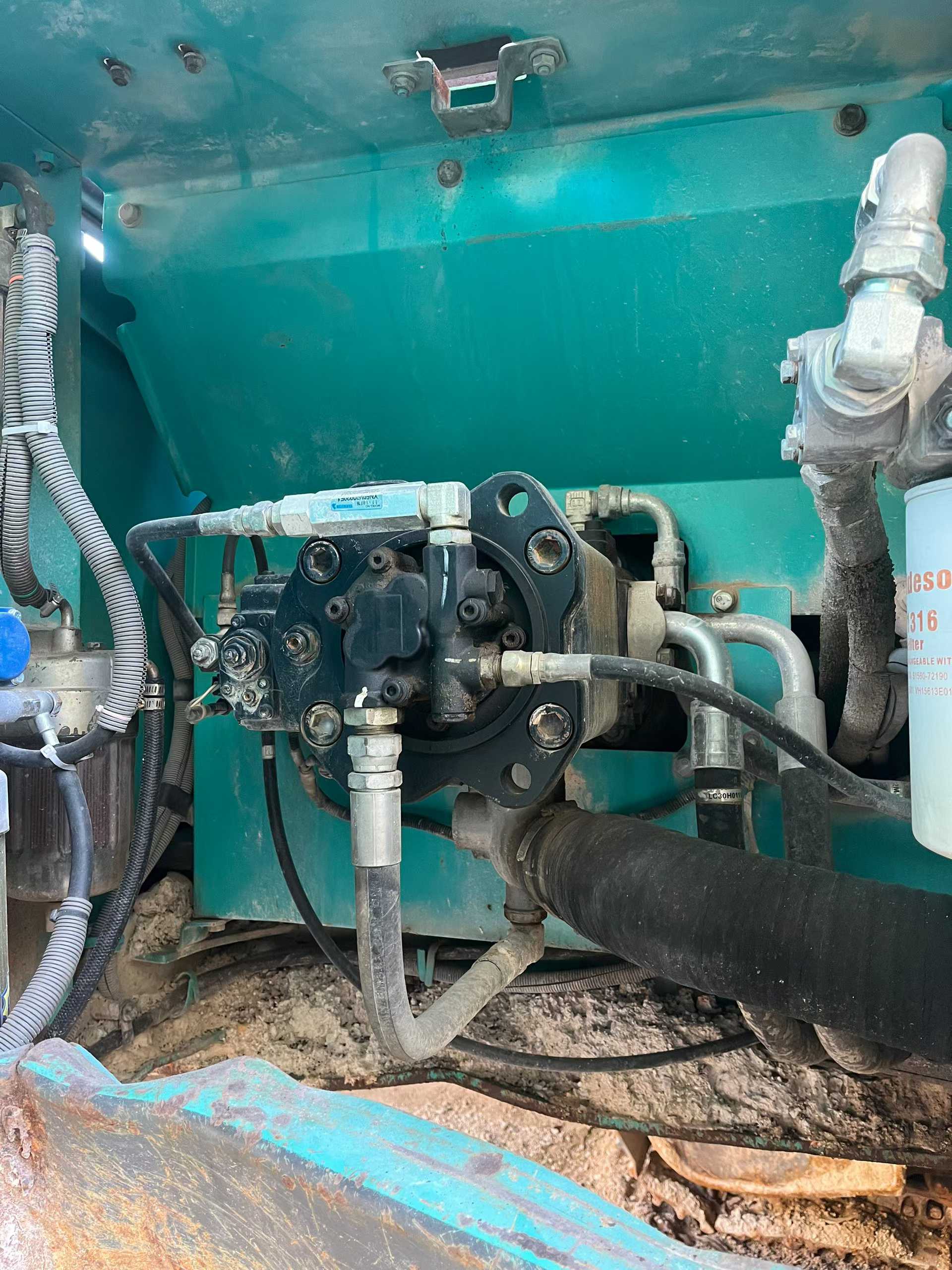 Buy Kobelco SK350LC8 Used Excavator / 4 Used Kobelco SK350LC8 Excavator 2011 Model / 4