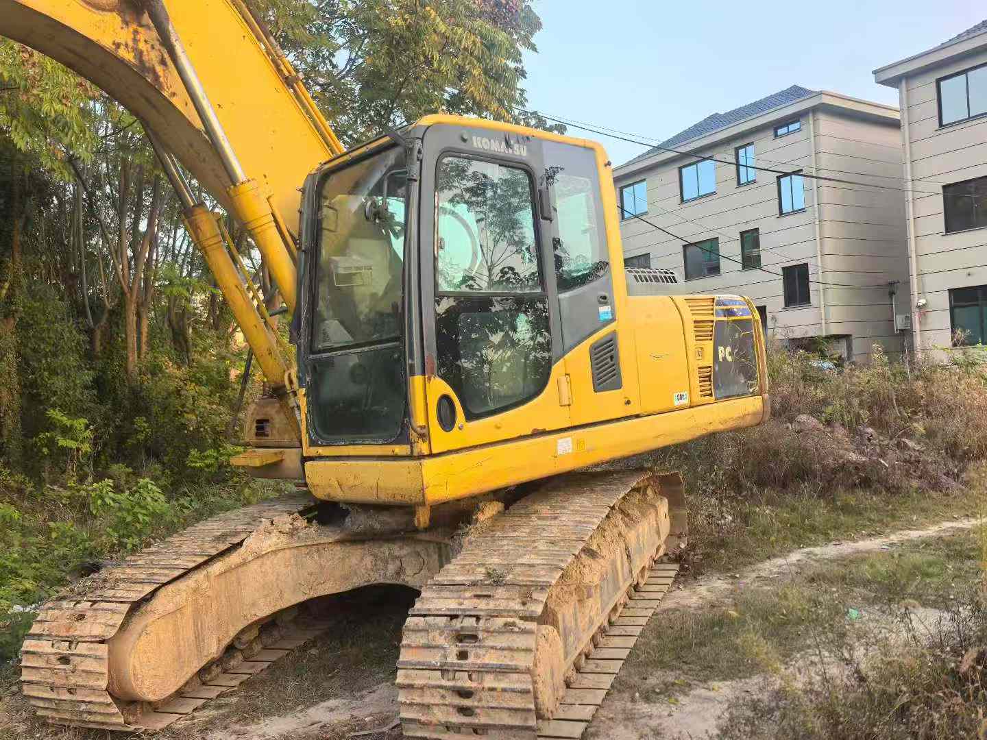 Buy Komatsu PC200-8 Used Excavator / 2 Used Komatsu PC200-8 Excavator 2014 Model / 2