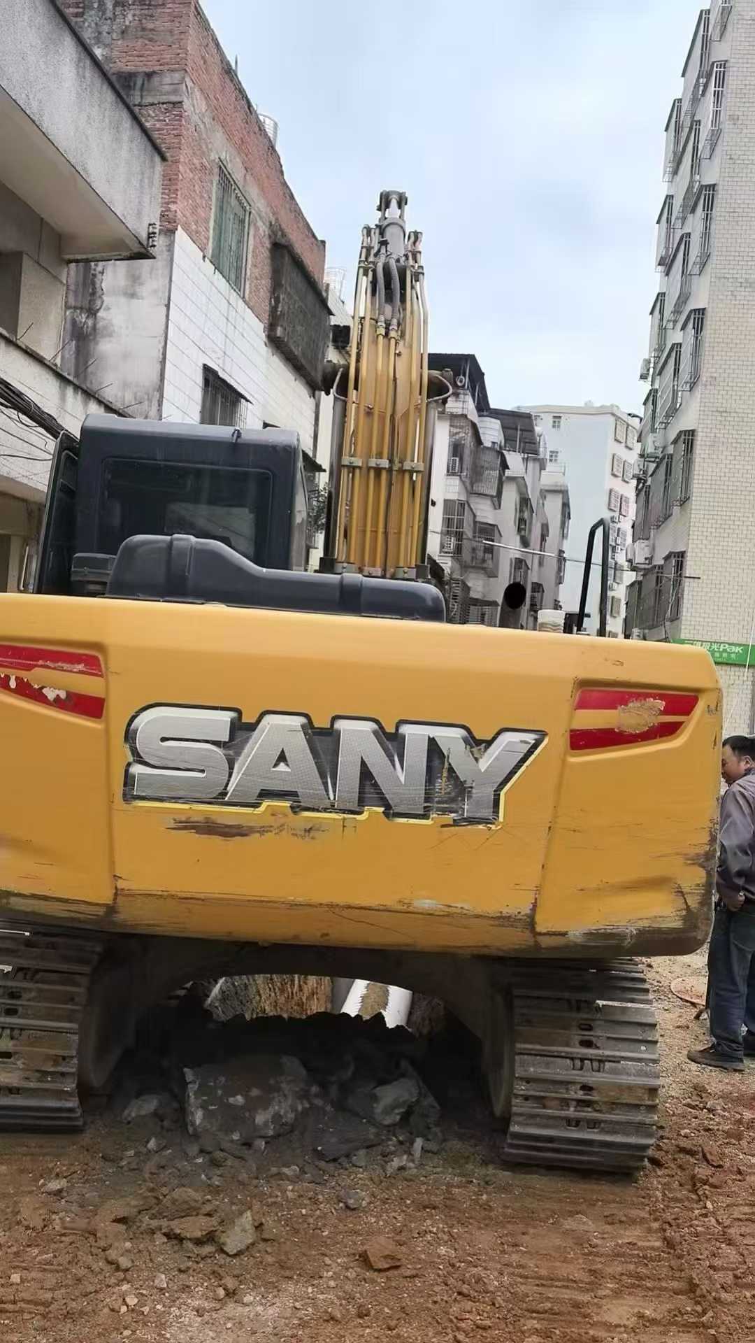 Buy Sany SY135 Used Excavator / 2 Used Sany SY135 Excavator 2021 Model / 2