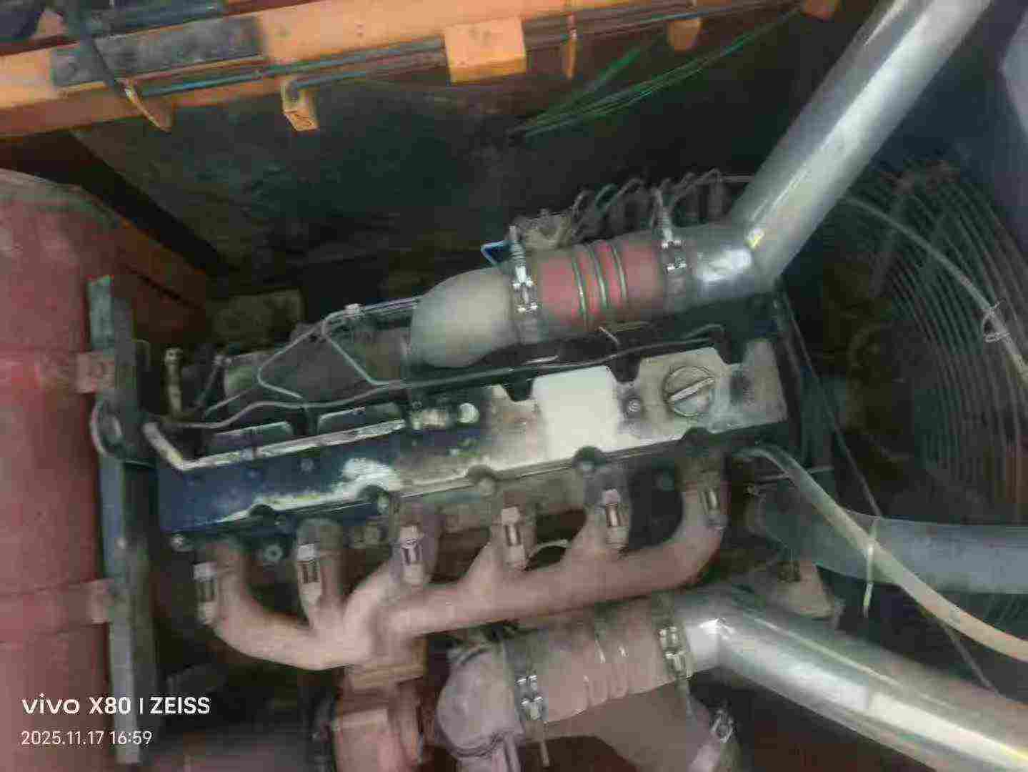 Buy Hyundai R305LC-9T Used Excavator / 3 Used Hyundai R305LC-9T Excavator 2016 Model / 3