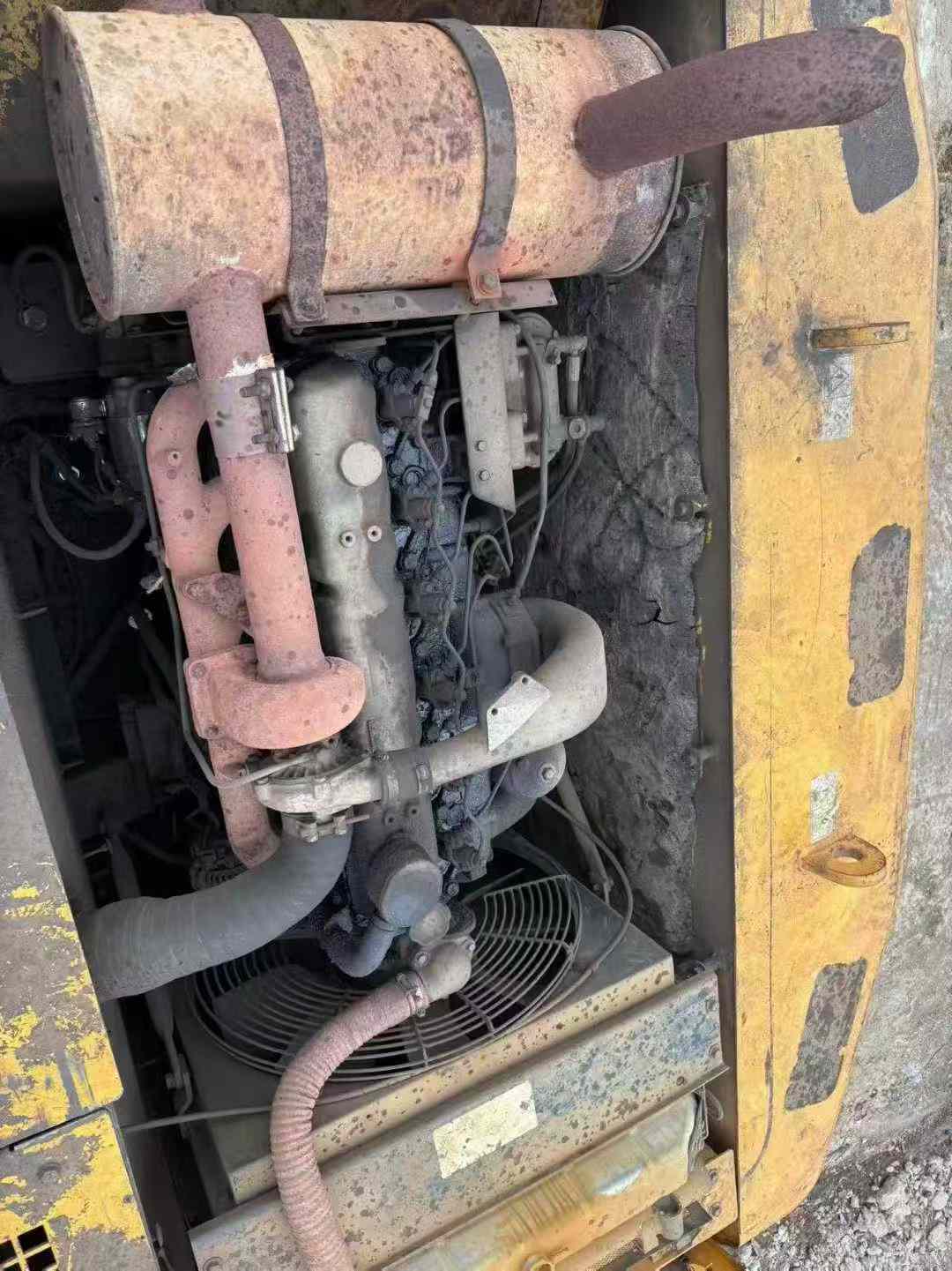 Buy Hyundai R215-7 Used Excavator / 6 Used Hyundai R215-7 Excavator 2016 Model / 6