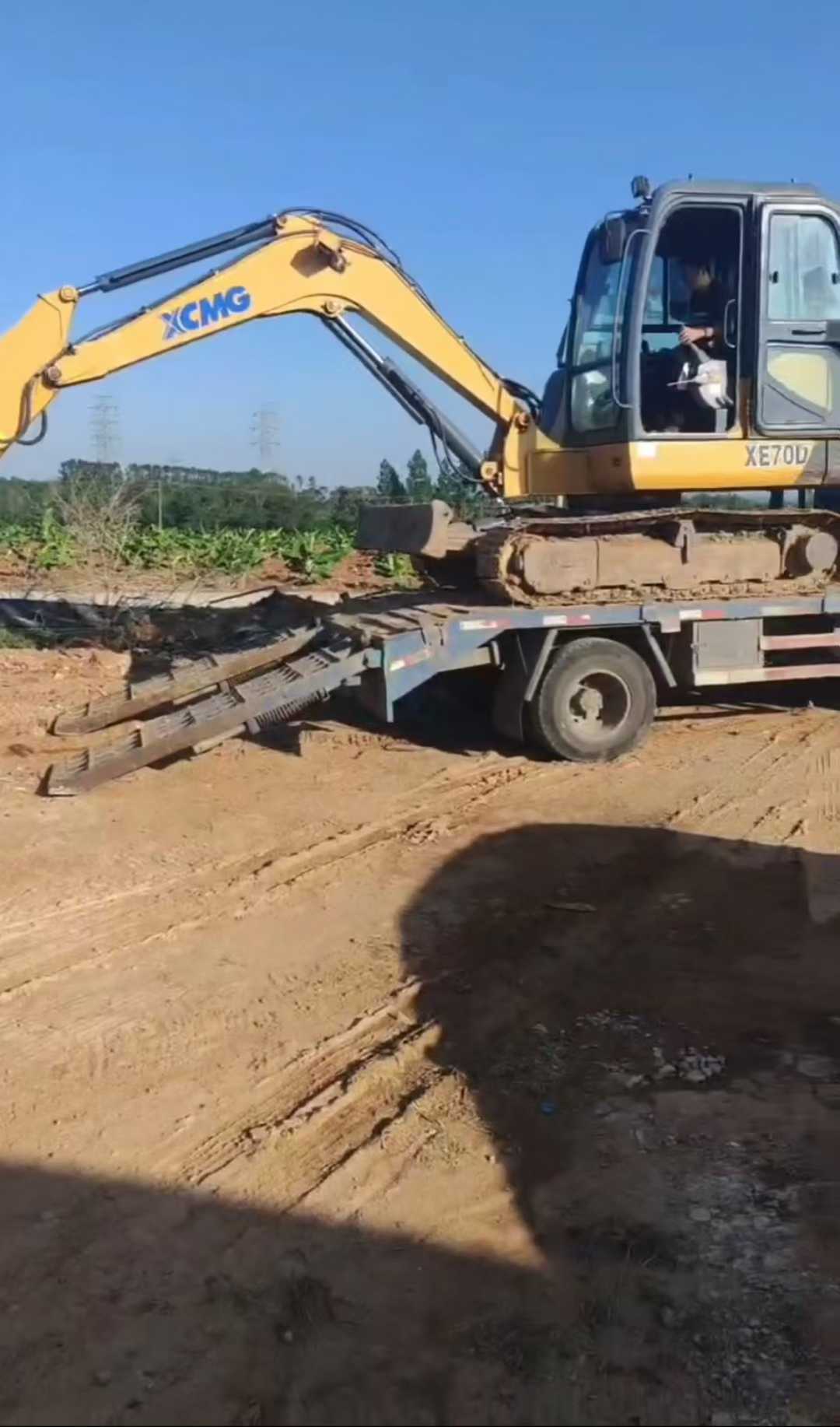 Buy XCMG ZL60G Used Excavator / 1