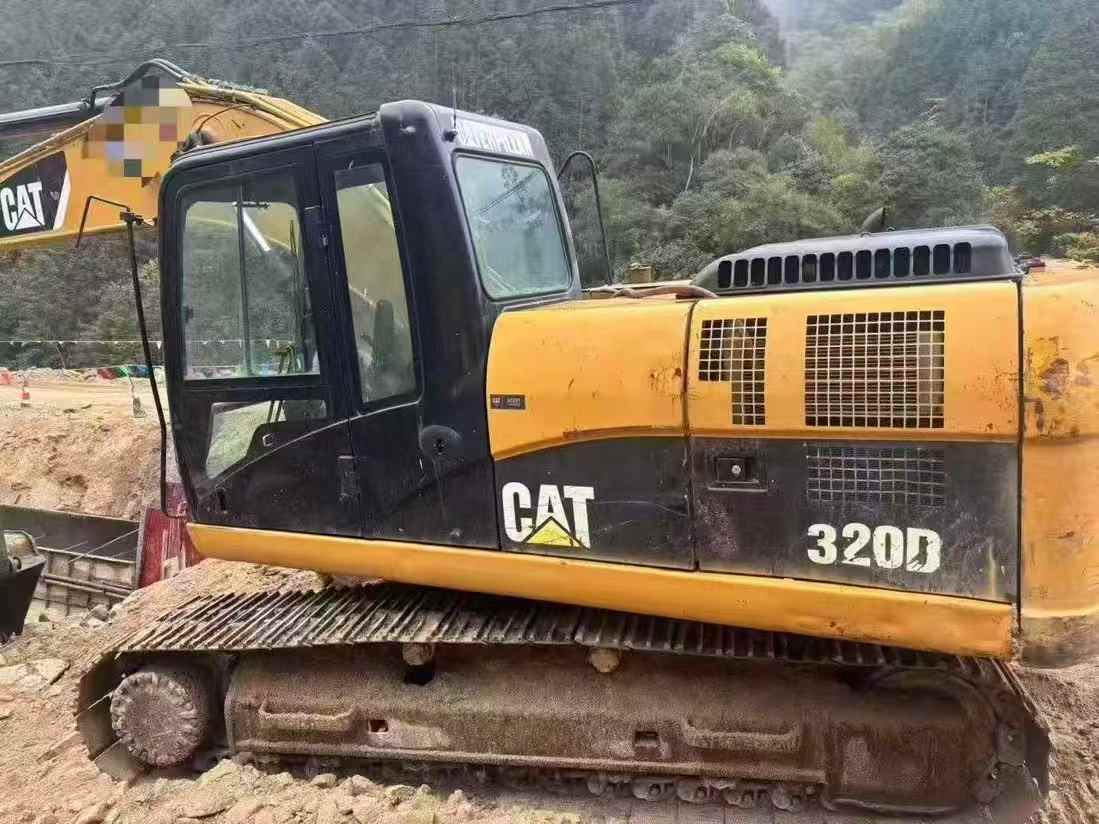 Buy Caterpillar 320D Used Excavator / 8 Used Caterpillar 320D Excavator 2016 Model / 8