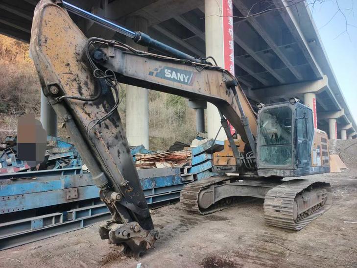 Buy Sany SY215W Used Excavator / 1