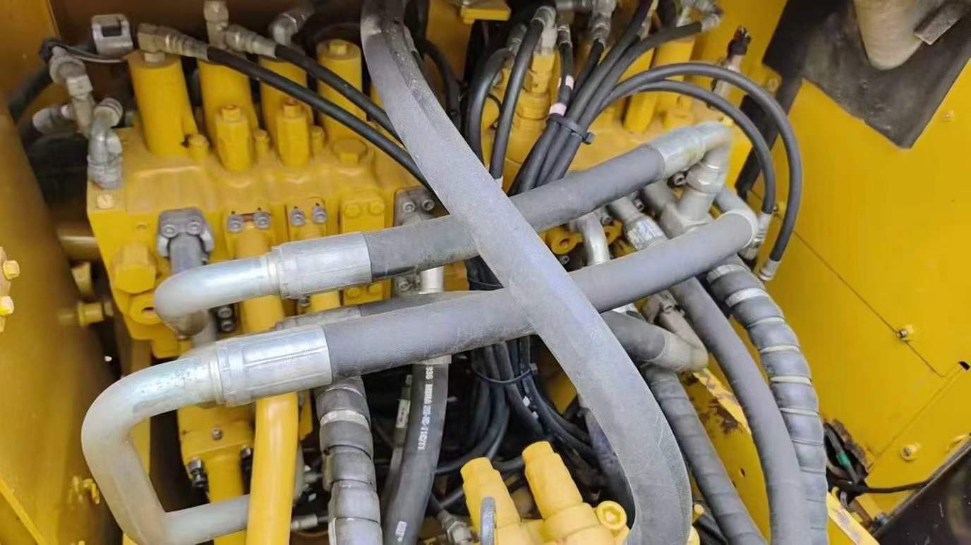 Buy Caterpillar 323D2L Used Excavator / 3 Used Caterpillar 323D2L Excavator 2017 Model / 3