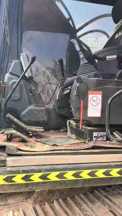Buy Sany SY215ACE Used Excavator / 1