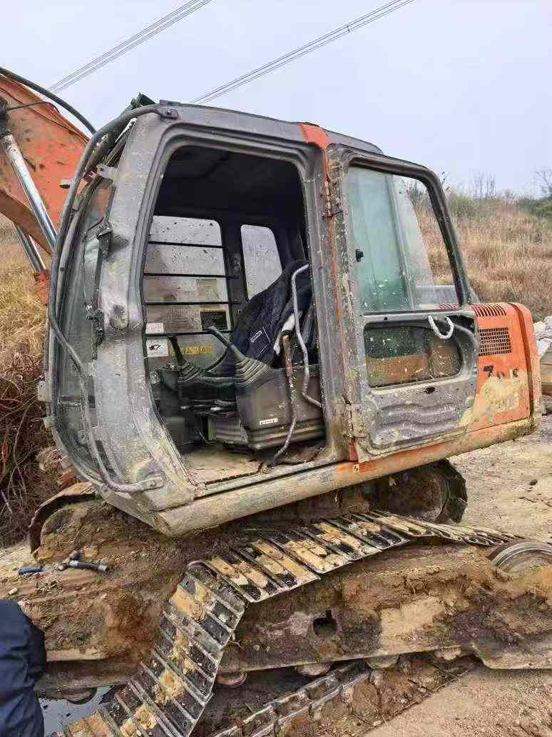 Buy Hitachi ZX120 Used Excavator / 7 Used Hitachi ZX120 Excavator 2015 Model / 7