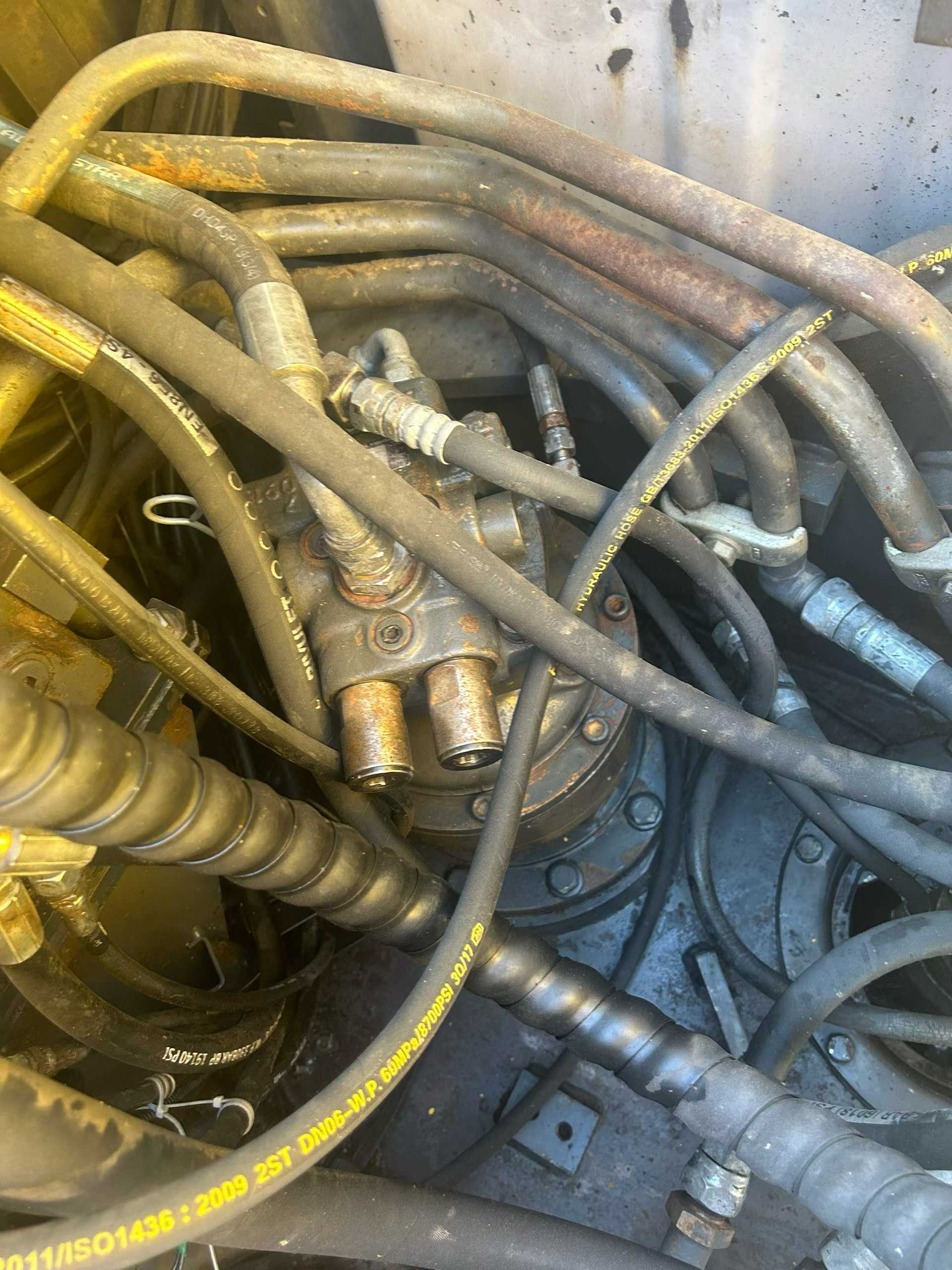 Buy Sumitomo SH120 Used Excavator / 7 Used Sumitomo SH120 Excavator 2016 Model / 7