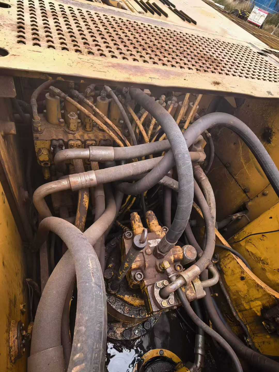 Buy Caterpillar 320C Used Excavator / 9 Used Caterpillar 320C Excavator 2016 Model / 9