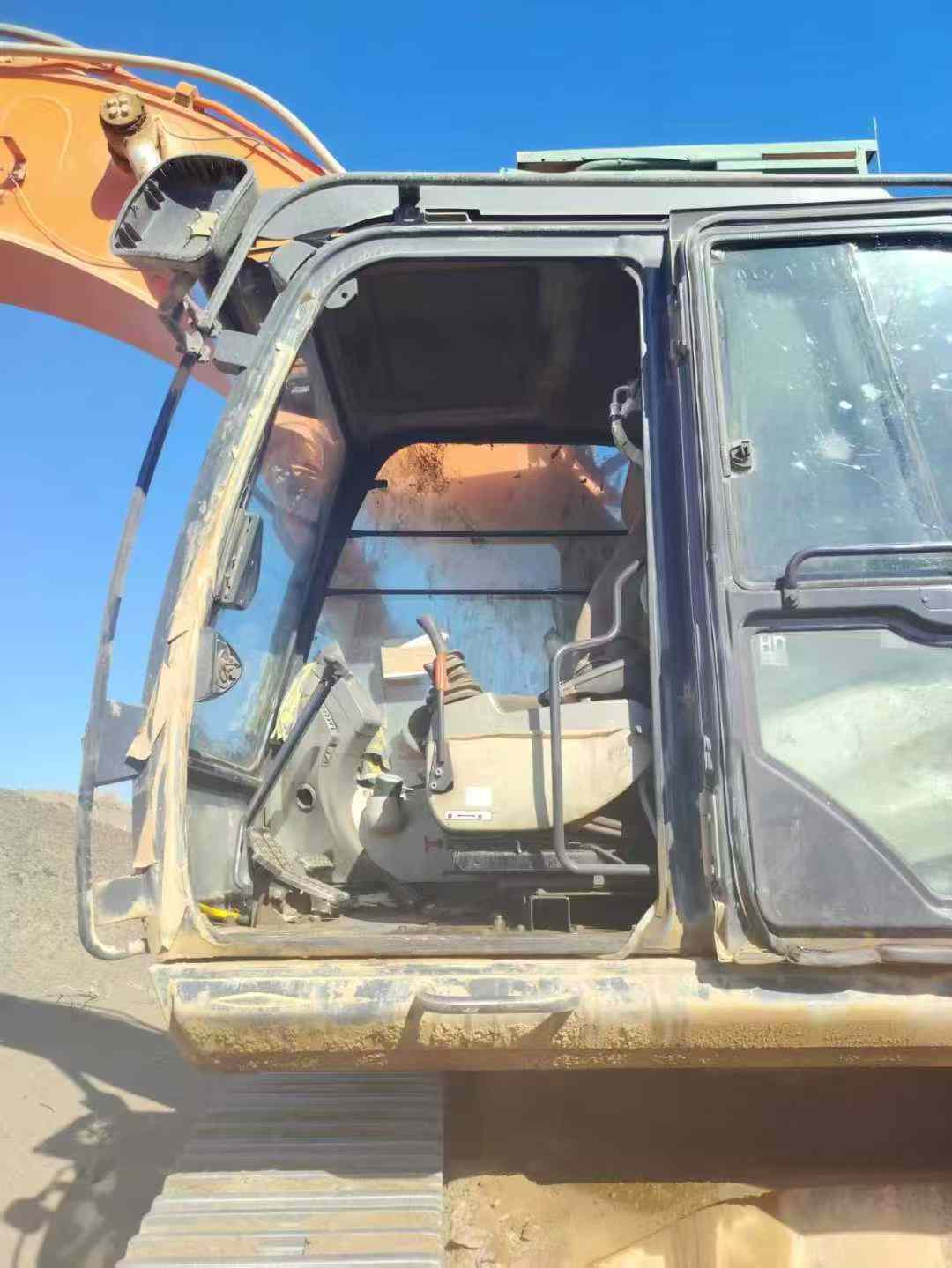 Buy Hitachi ZX70 Used Excavator / 2 Used Hitachi ZX70 Excavator 2014 Model / 2