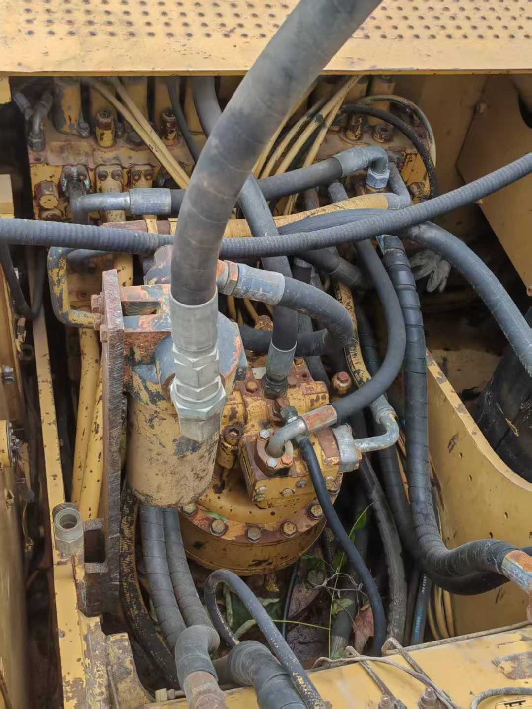 Used Caterpillar CT20 Excavator 2016 Model / 4