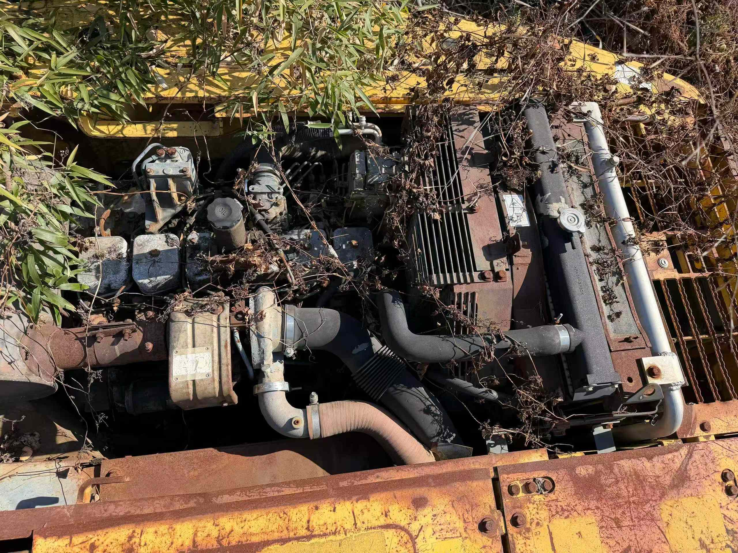 Buy Komatsu PC200 Used Excavator / 2 Used Komatsu PC200 Excavator 2016 Model / 2