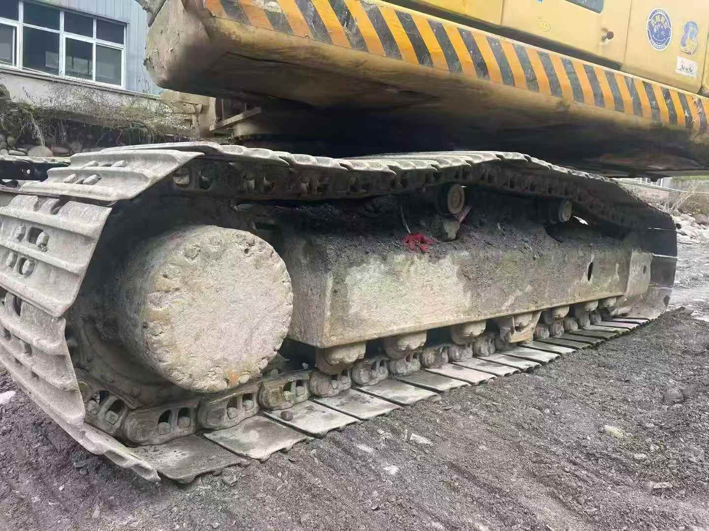 Buy Komatsu PC200-8 Used Excavator / 8 Used Komatsu PC200-8 Excavator 2010 Model / 8