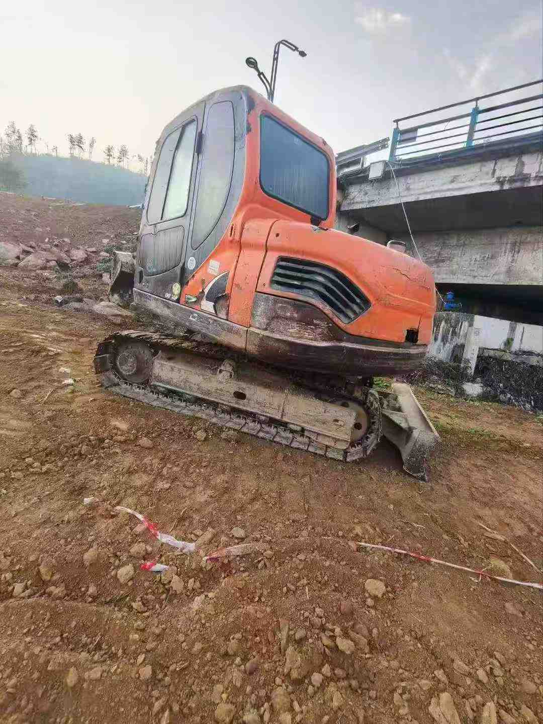 Buy Doosan DX75 Used Excavator / 1