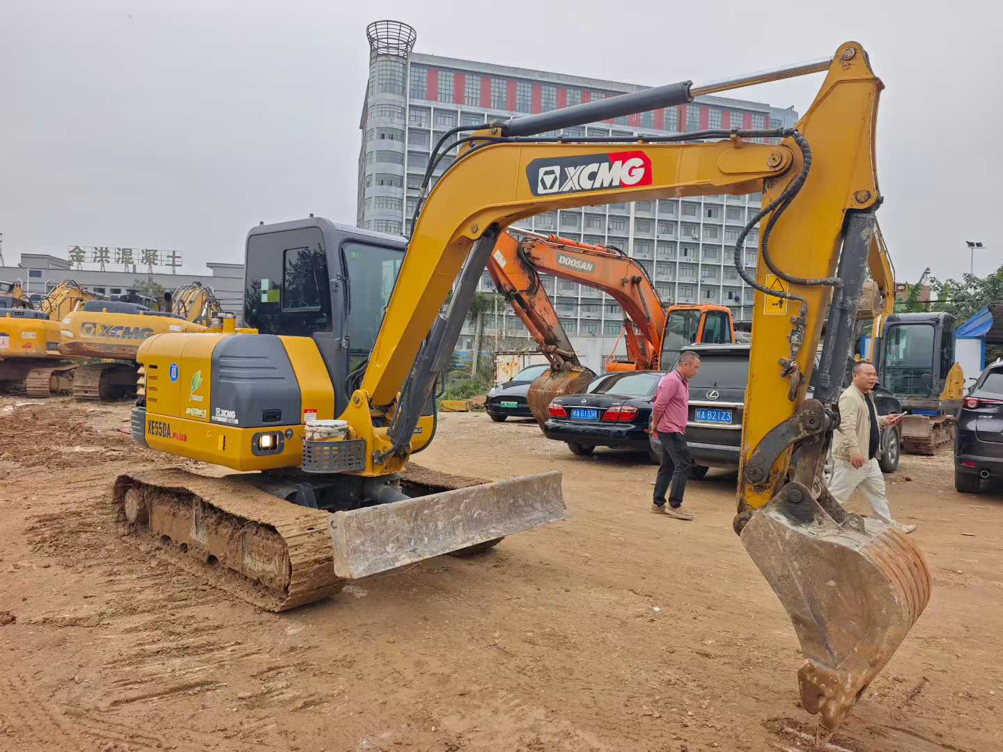 Buy XCMG LW280 Used Excavator / 3 Used XCMG LW280 Excavator 2022 Model / 3