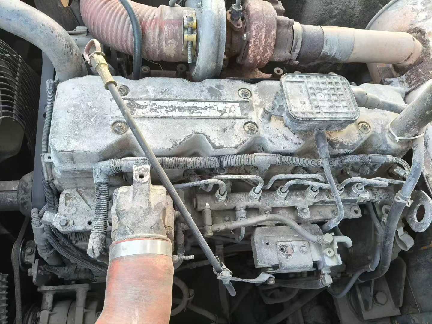 Buy Hyundai R215VS Used Excavator / 4 Used Hyundai R215VS Excavator 2016 Model / 4