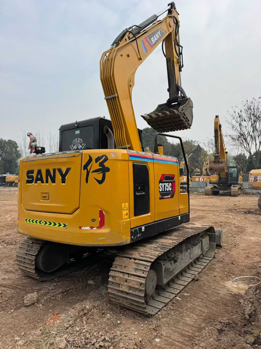 Buy Sany SY75 Used Excavator / 1