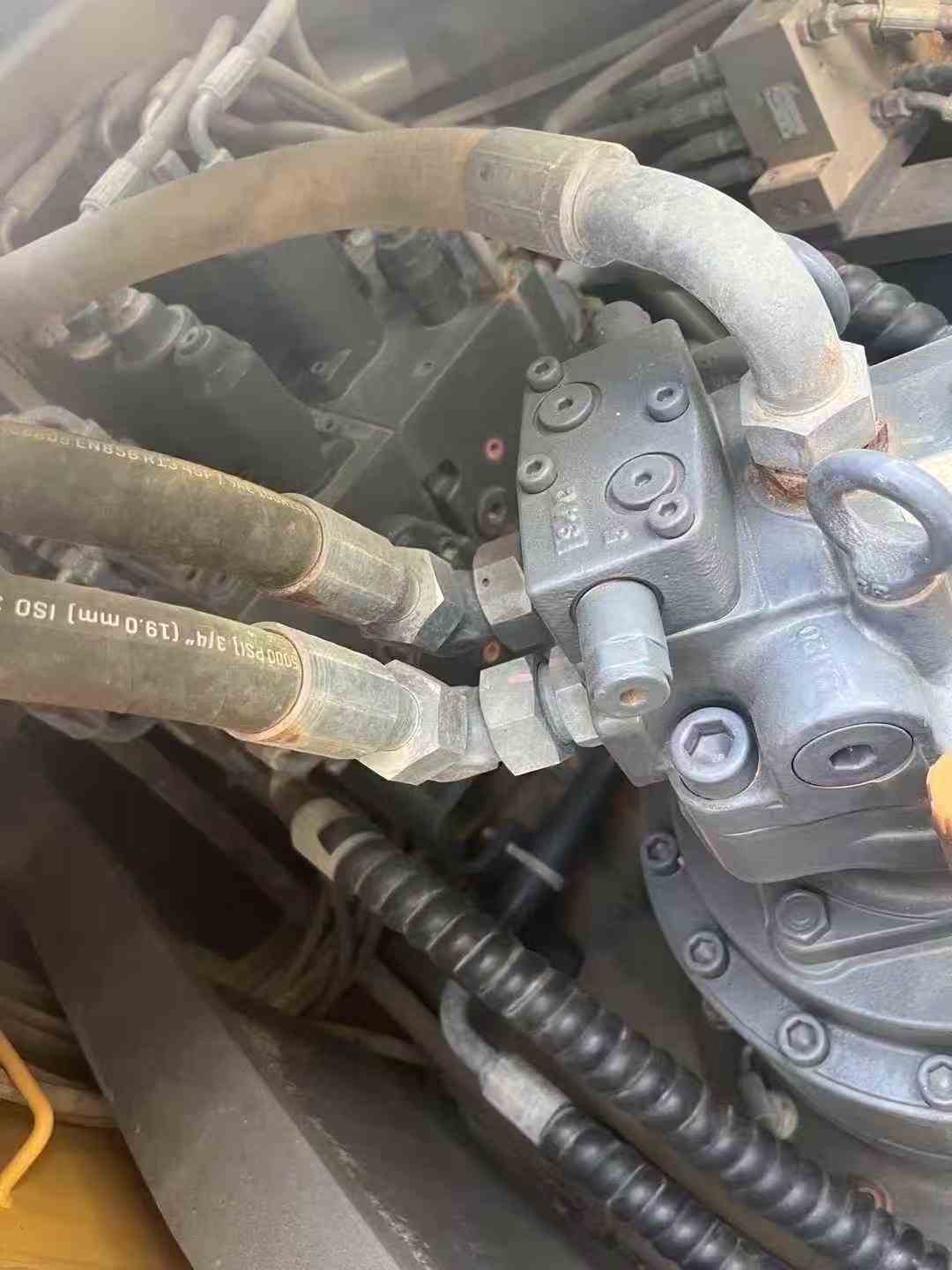 Used XCMG LW200 Excavator 2020 Model / 9