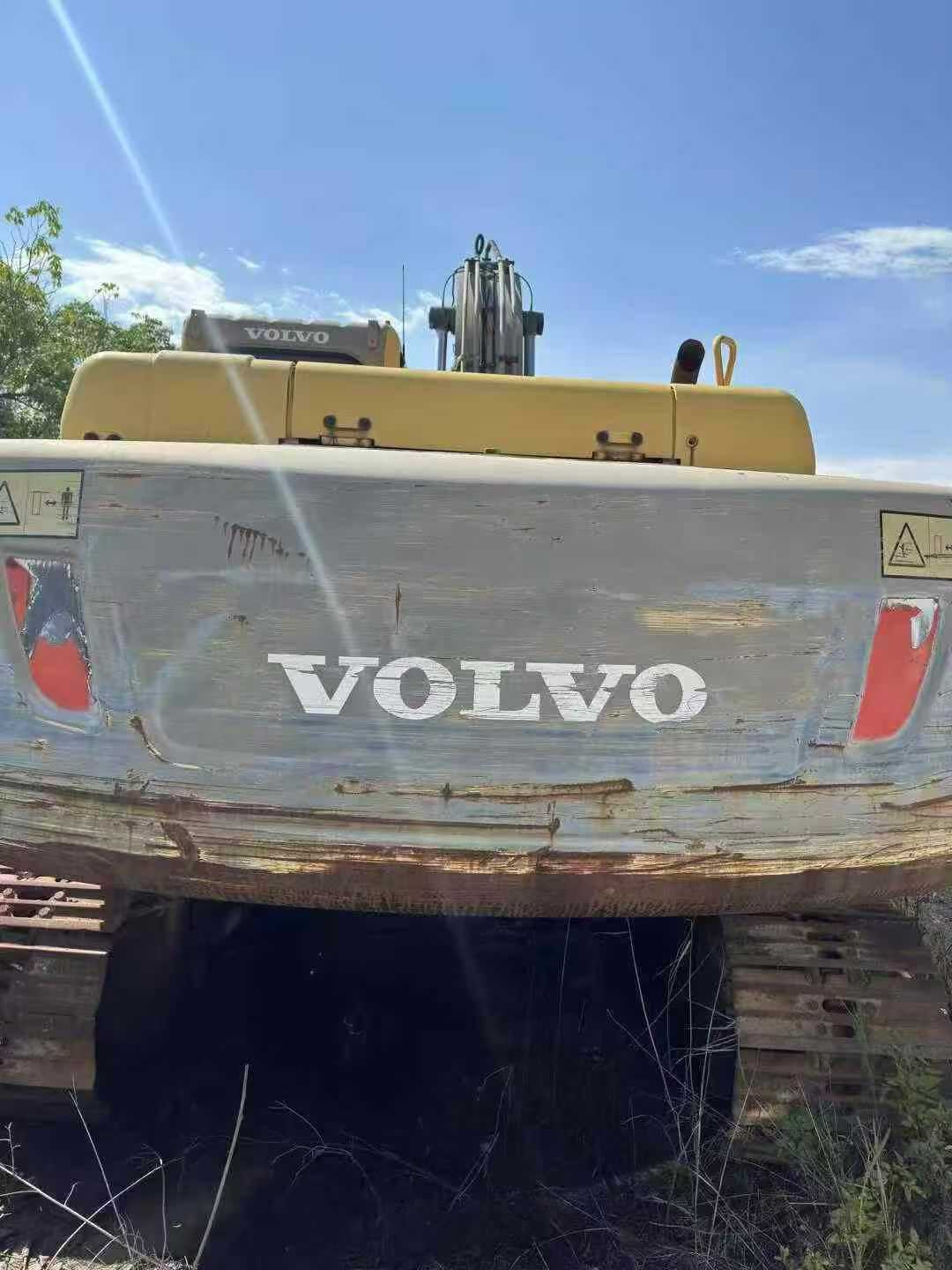 Buy Komatsu PW220-7 Used Excavator / 3 Used Komatsu PW220-7 Excavator 2016 Model / 3