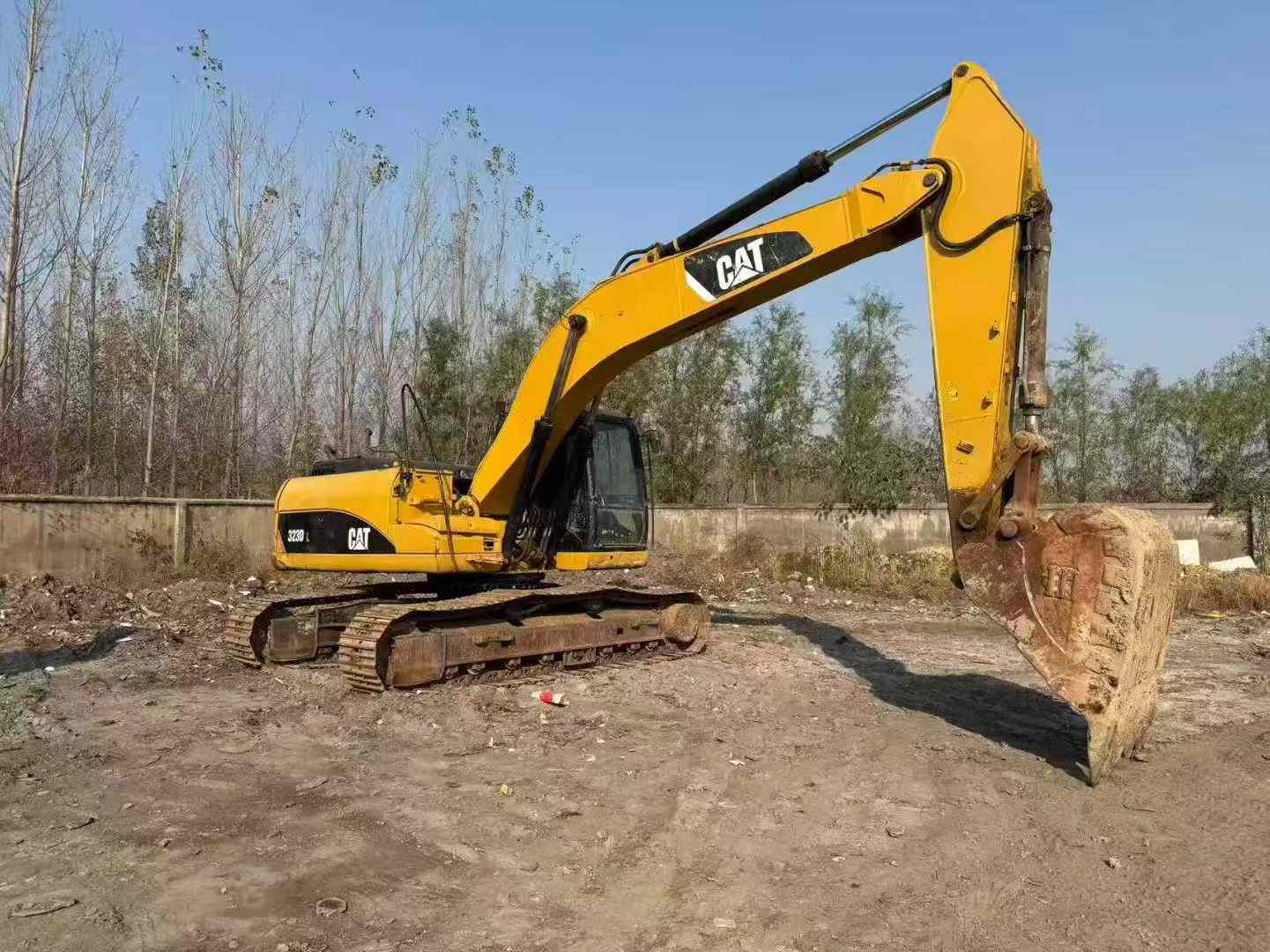 Buy Caterpillar 323DL Used Excavator / 7 Used Caterpillar 323DL Excavator 2012 Model / 7