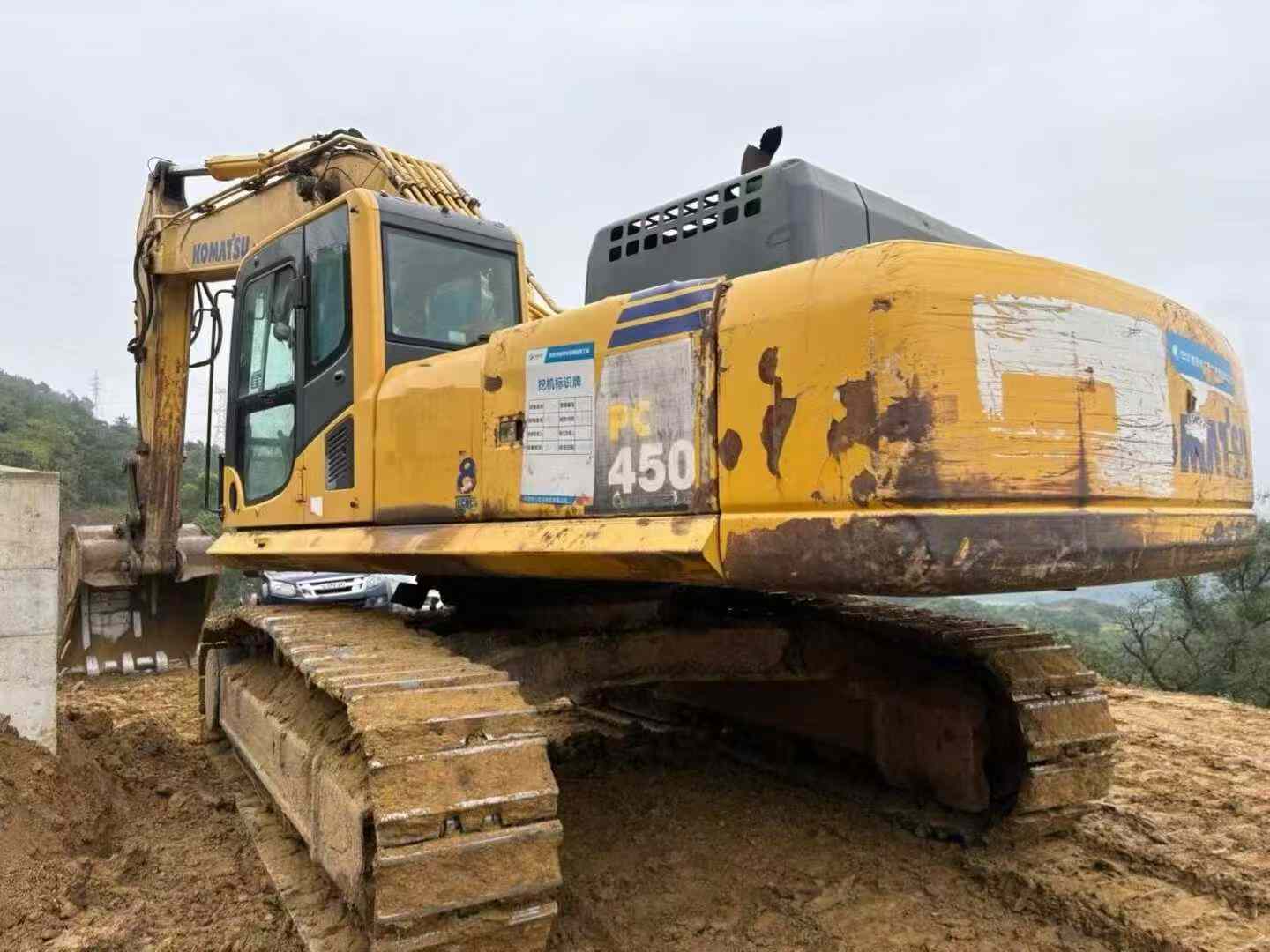 Buy Komatsu PC450-8 Used Excavator / 1