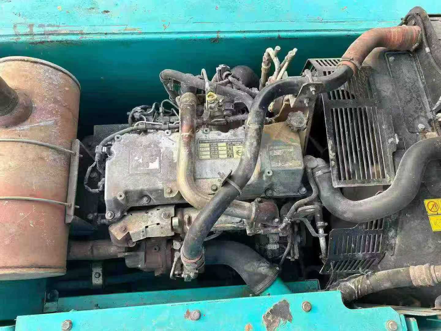 Used Kobelco SK200 Excavator 2015 Model / 8