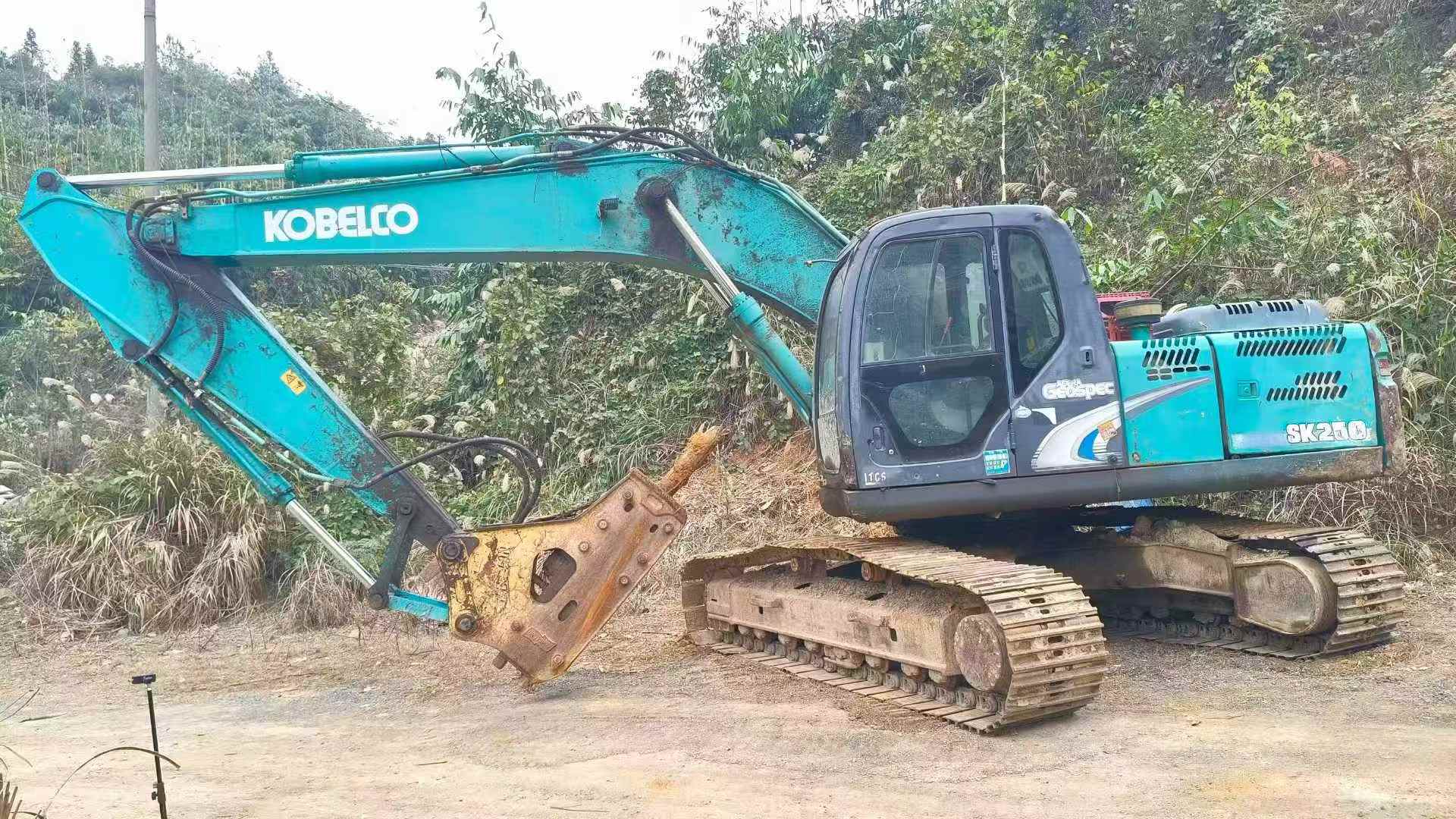 Used Kobelco SK210 Excavator 2016 Model / 2