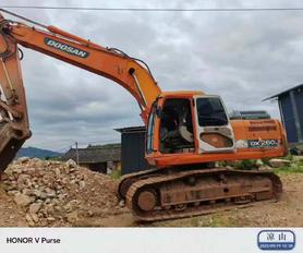 Buy Doosan DH220 Used Excavator / 3 Used Doosan DH220 Excavator 2014 Model / 3
