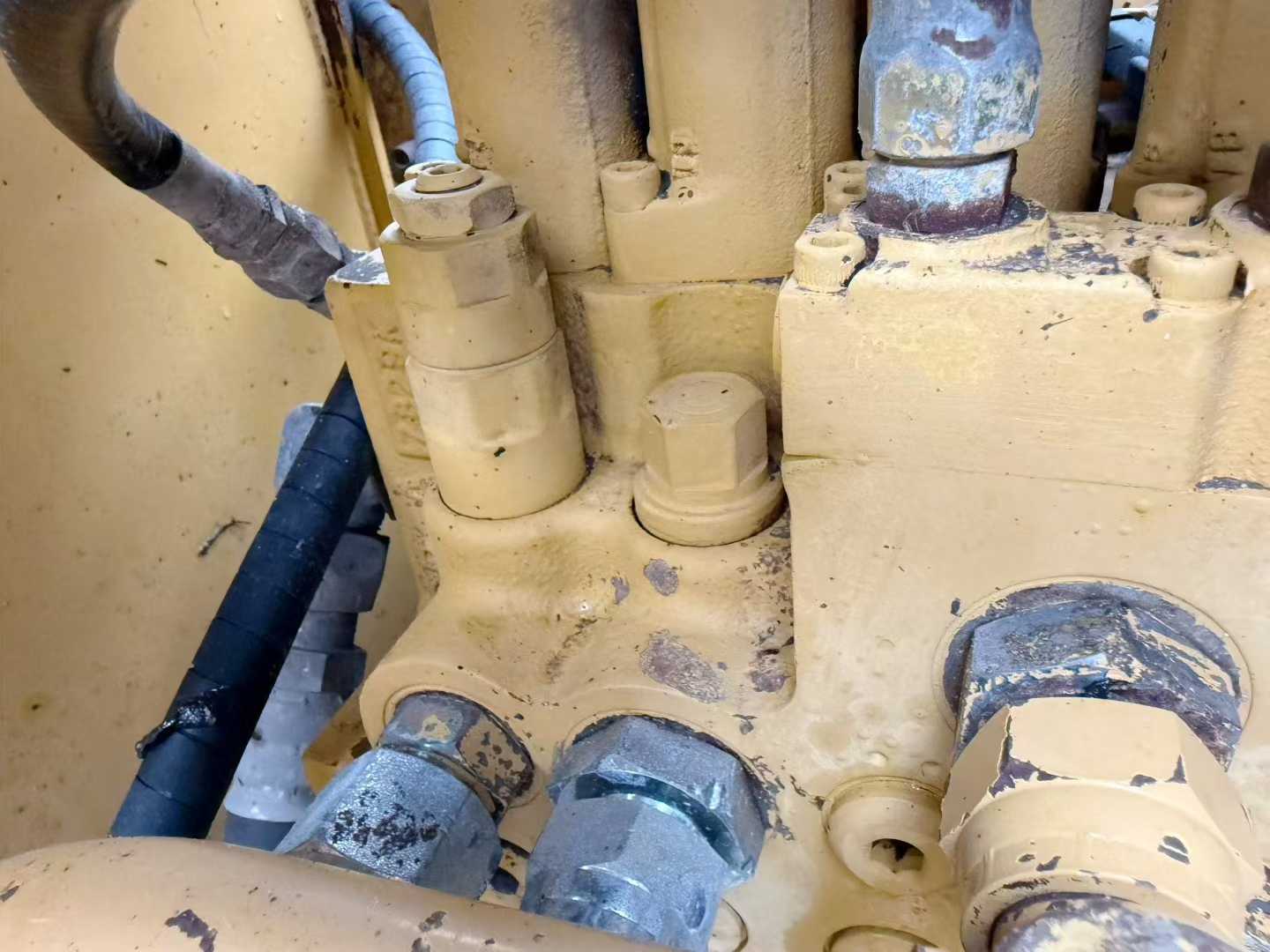 Buy Caterpillar CT16 Used Excavator / 6 Used Caterpillar CT16 Excavator 2016 Model / 6