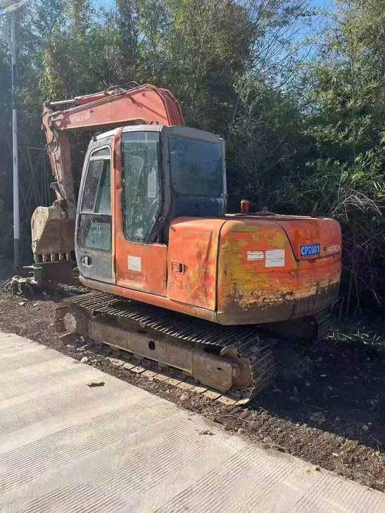 Buy Hitachi ZX70 Used Excavator / 1