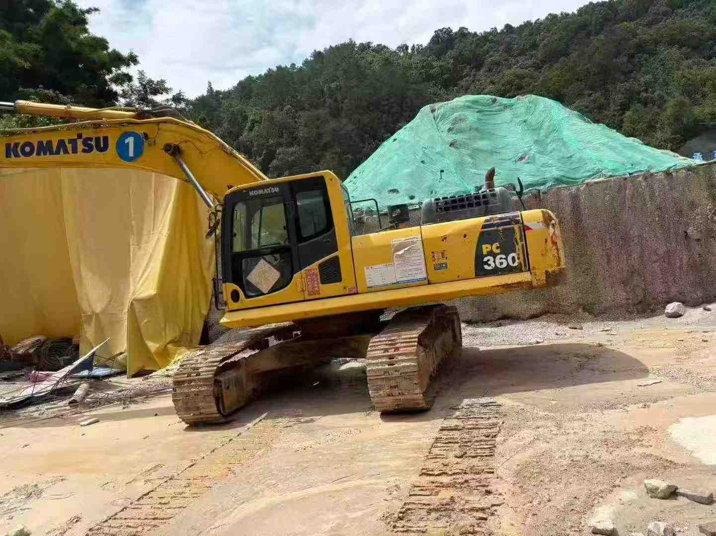 Buy Komatsu PC60 Used Excavator / 3 Used Komatsu PC60 Excavator 2019 Model / 3