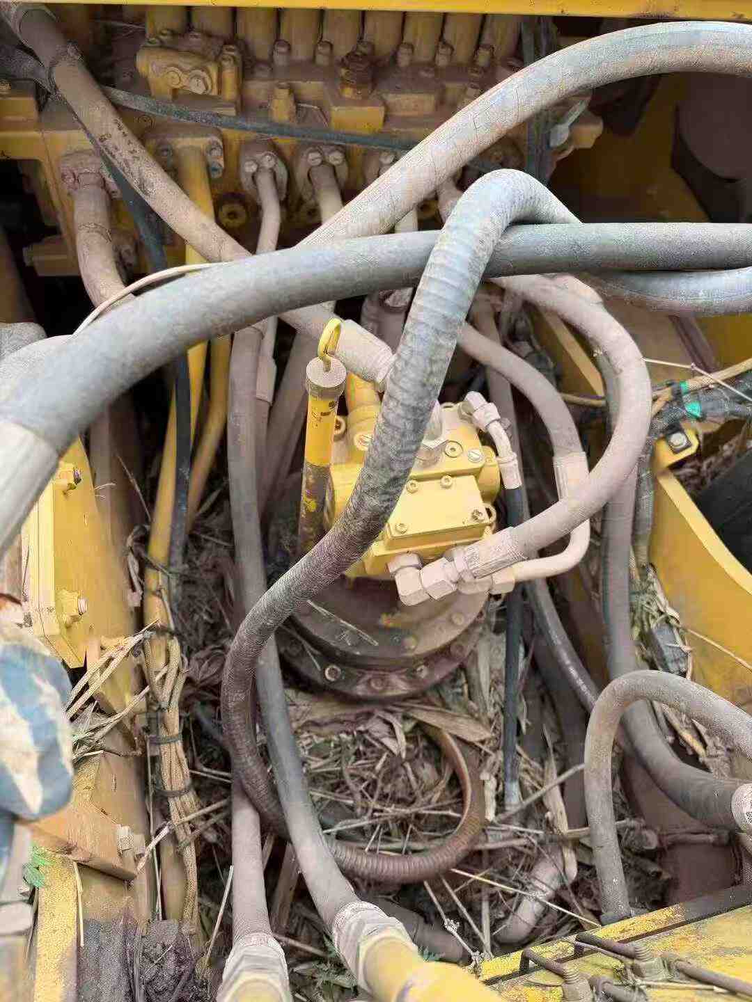 Used Caterpillar CT20 Excavator 2016 Model / 3