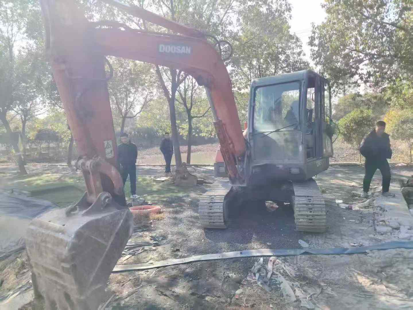 Buy Doosan DX60 Used Excavator / 4 Used Doosan DX60 Excavator 2016 Model / 4