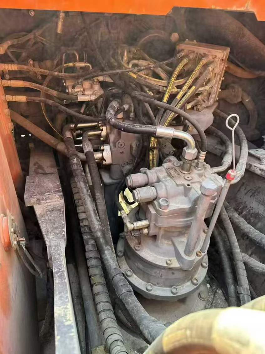 Buy Hitachi ZAXIS200 Used Excavator / 3 Used Hitachi ZAXIS200 Excavator 2019 Model / 3