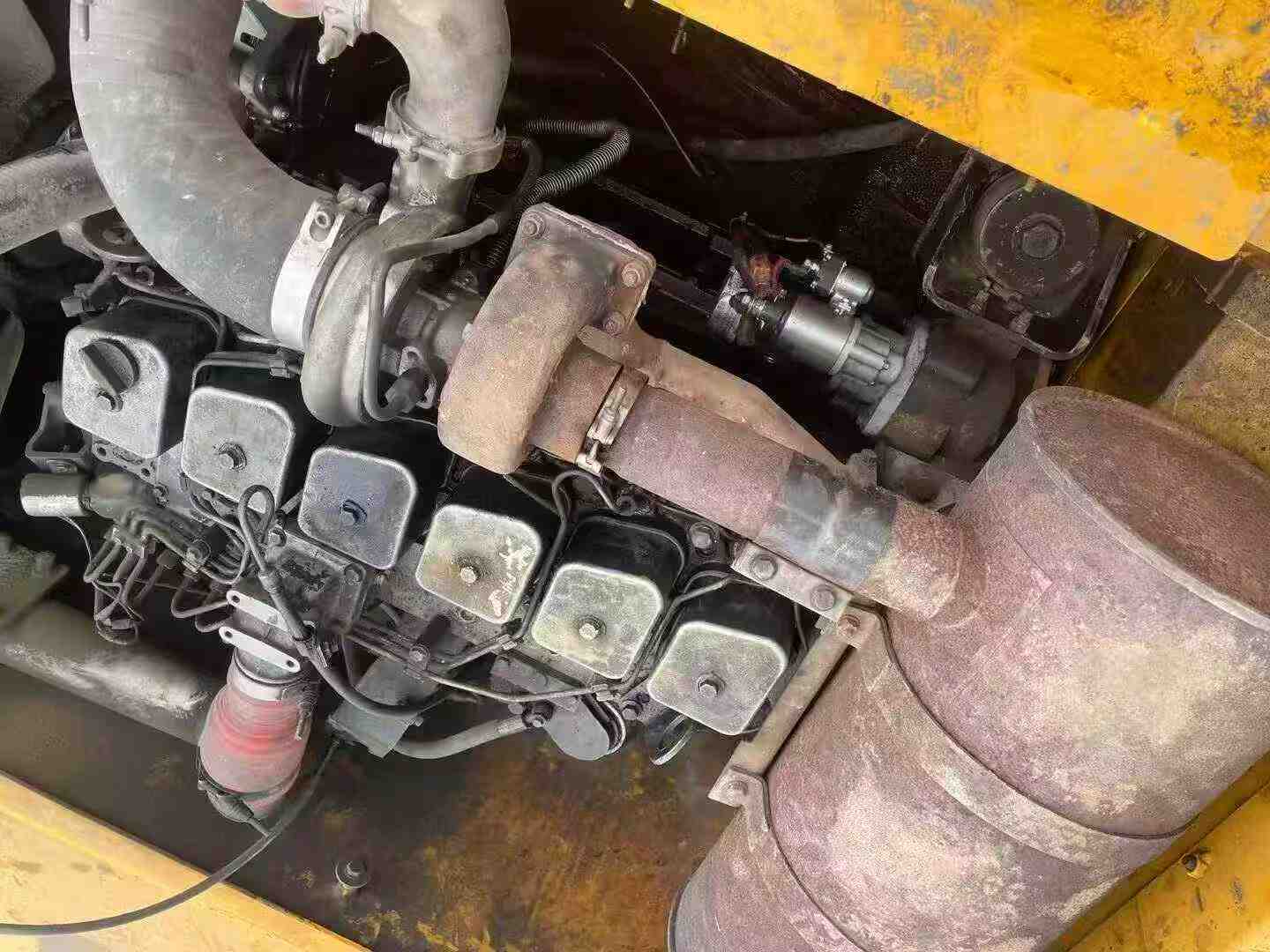 Used Hyundai R225-7 Excavator 2016 Model / 5