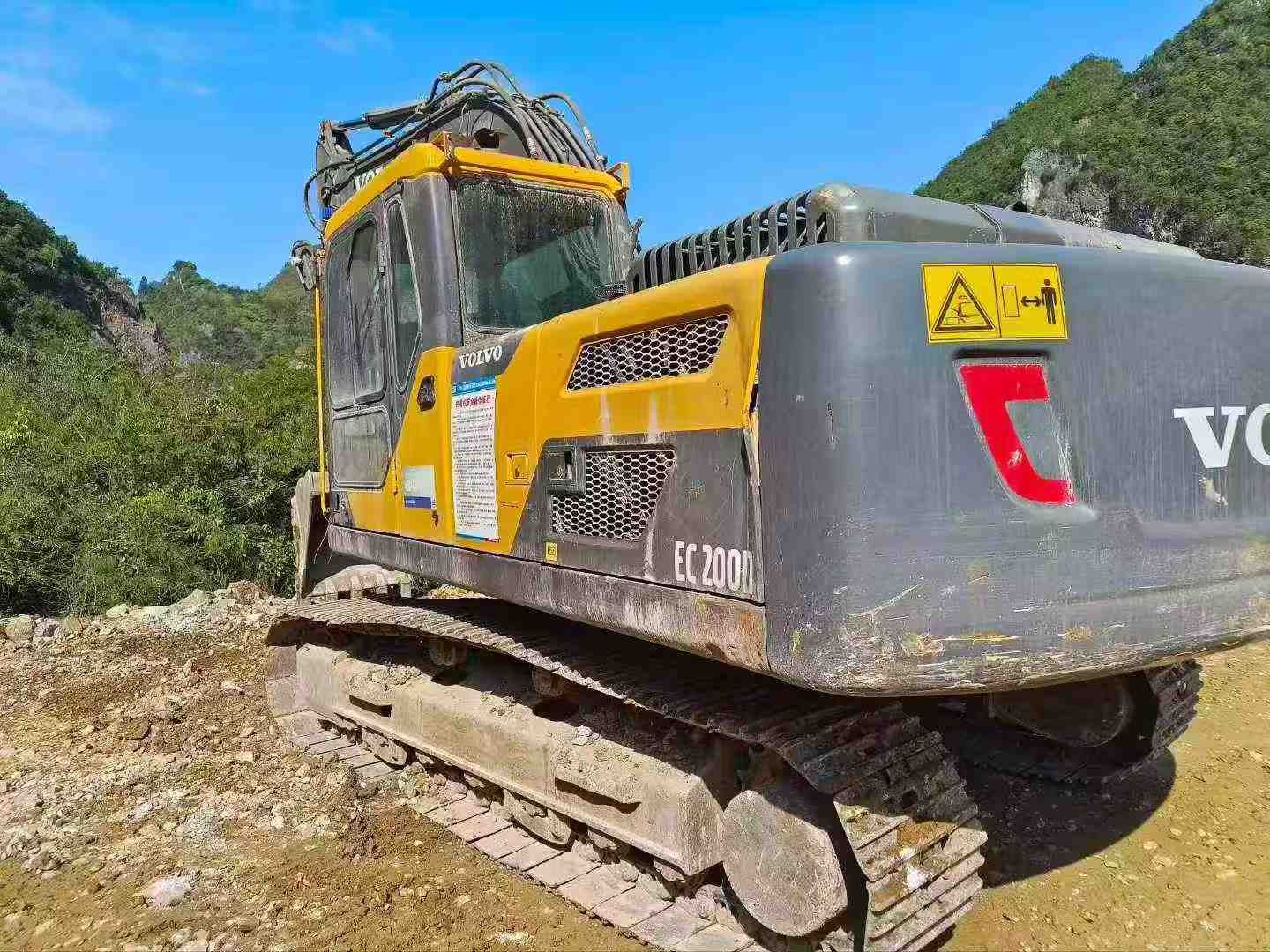 Buy Volvo EC200 Used Excavator / 4 Used Volvo EC200 Excavator 2016 Model / 4