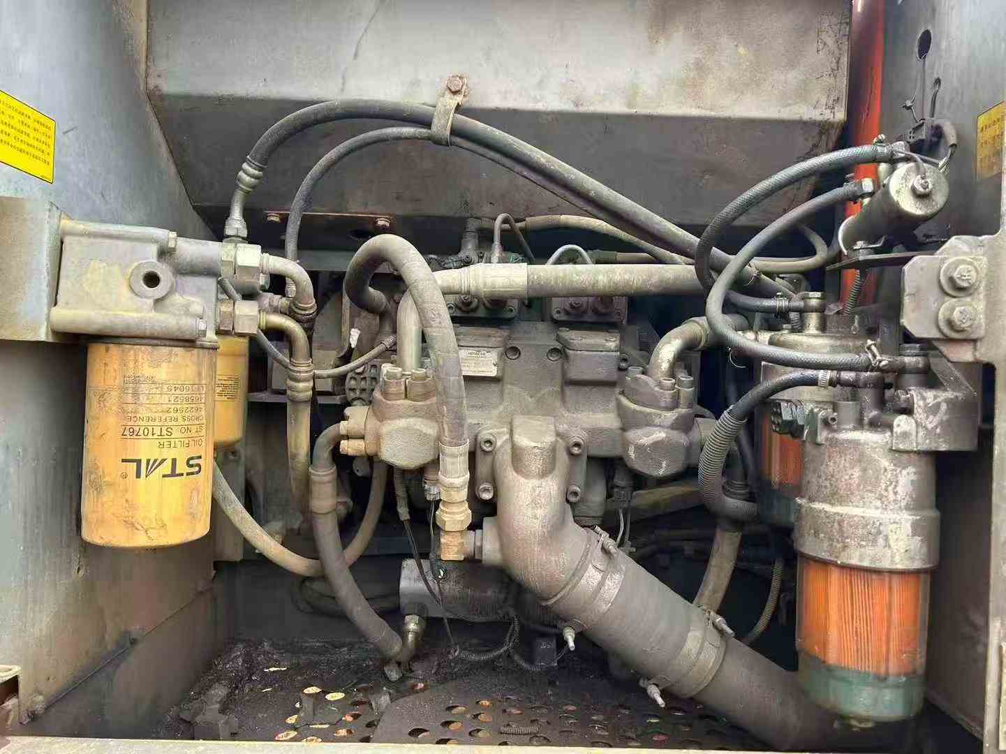 Buy Hitachi ZAXIS200 Used Excavator / 7 Used Hitachi ZAXIS200 Excavator 2016 Model / 7