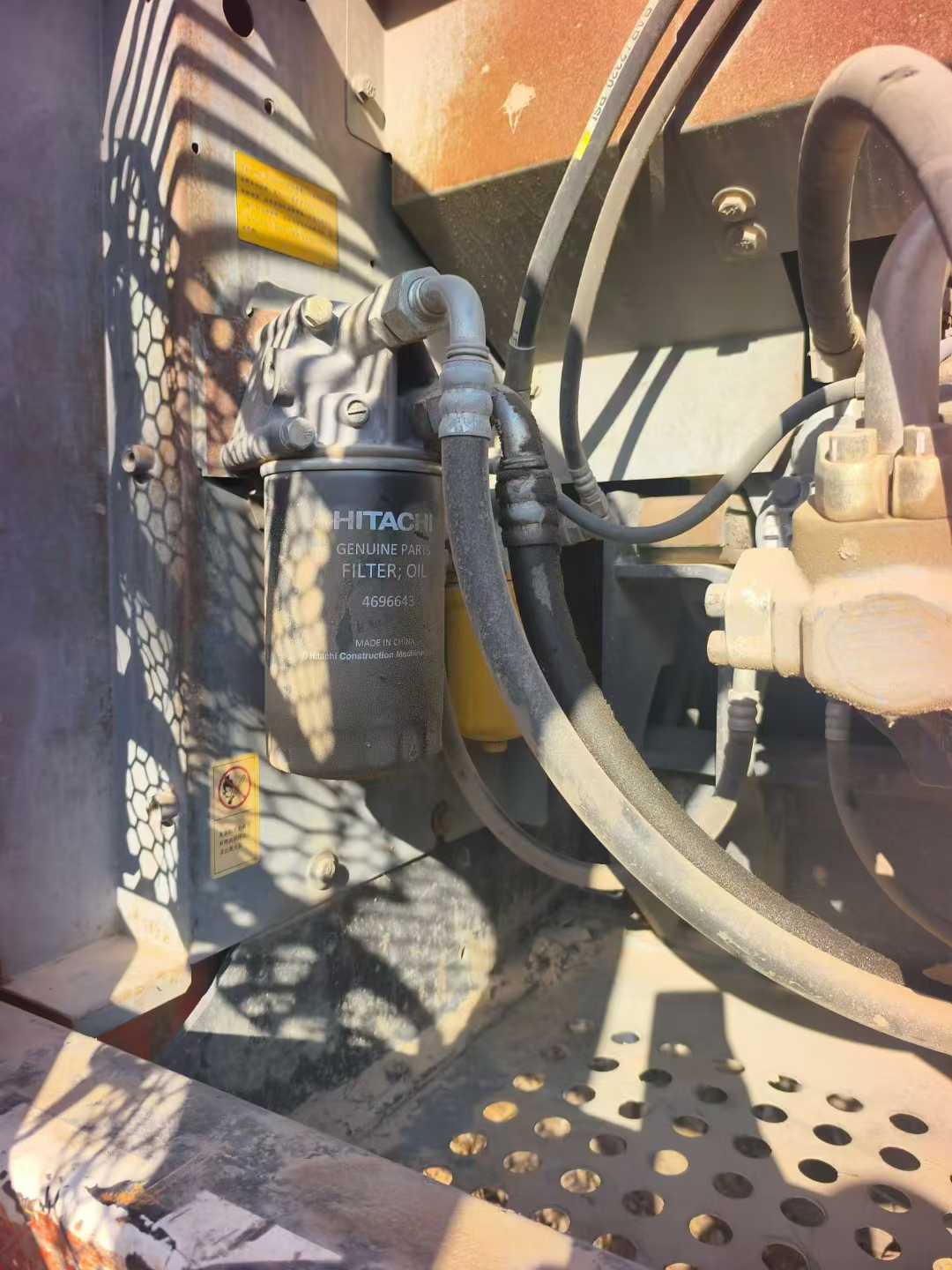 Buy Hitachi ZAXIS200 Used Excavator / 4 Used Hitachi ZAXIS200 Excavator 2014 Model / 4