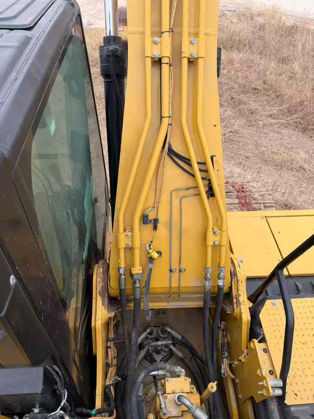 Buy Caterpillar 323 Used Excavator / 6 Used Caterpillar 323 Excavator 2018 Model / 6