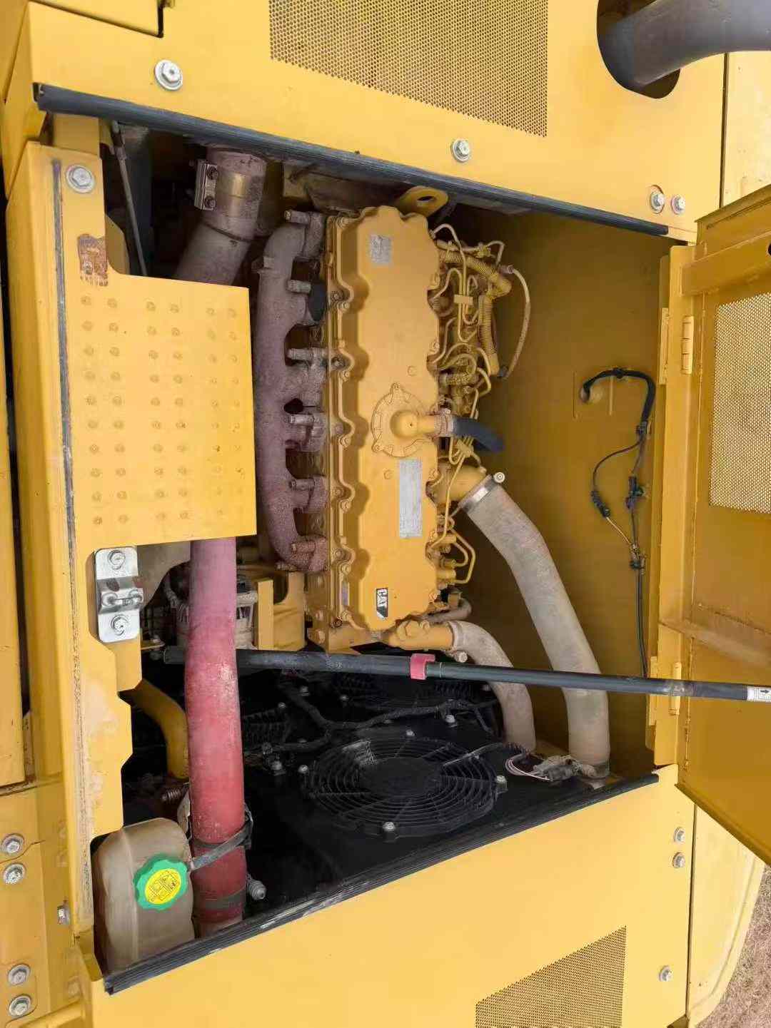 Buy Caterpillar 323 Used Excavator / 5 Used Caterpillar 323 Excavator 2018 Model / 5