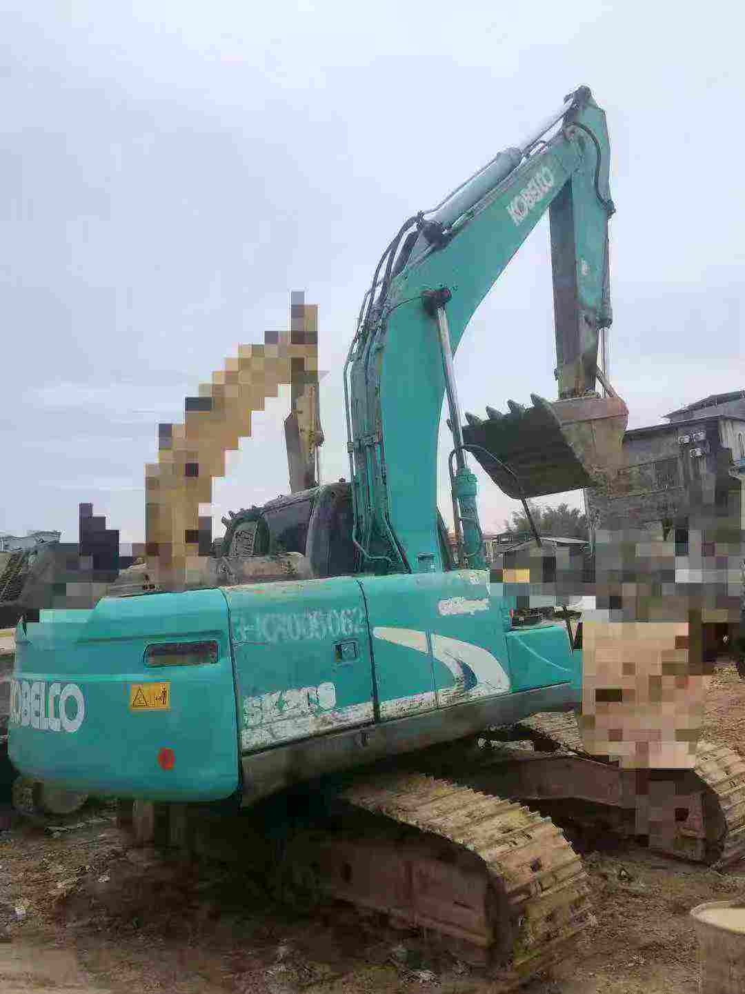 Buy Kobelco SK200 Used Excavator / 2 Used Kobelco SK200 Excavator 2016 Model / 2