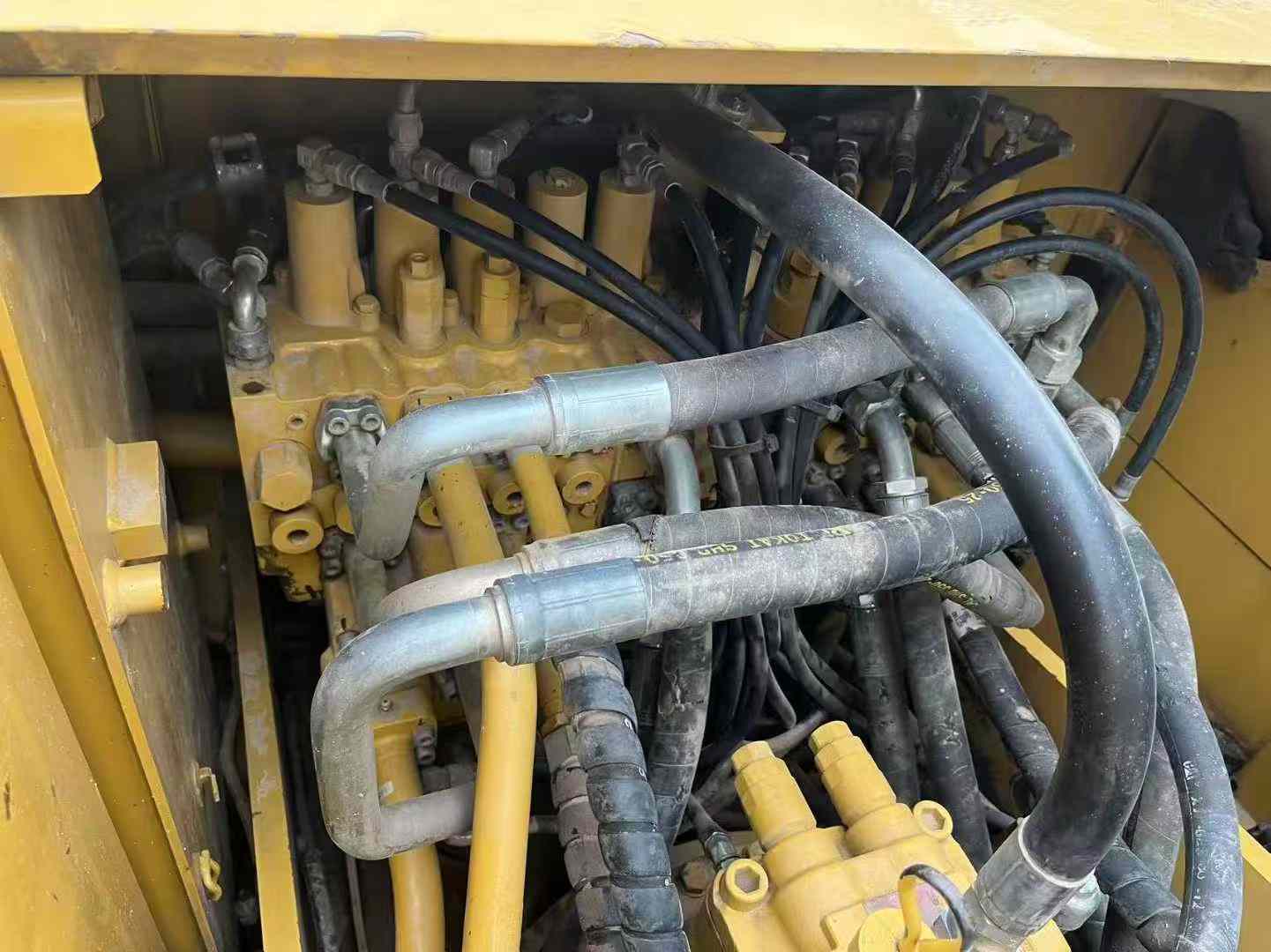 Used Caterpillar 320D Excavator 2014 Model / 7