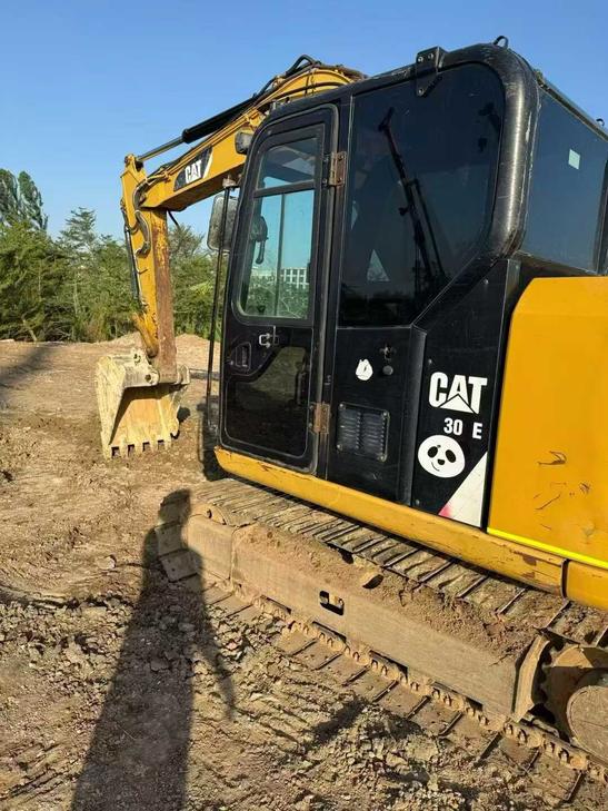 Buy Caterpillar 307V2 Used Excavator / 1